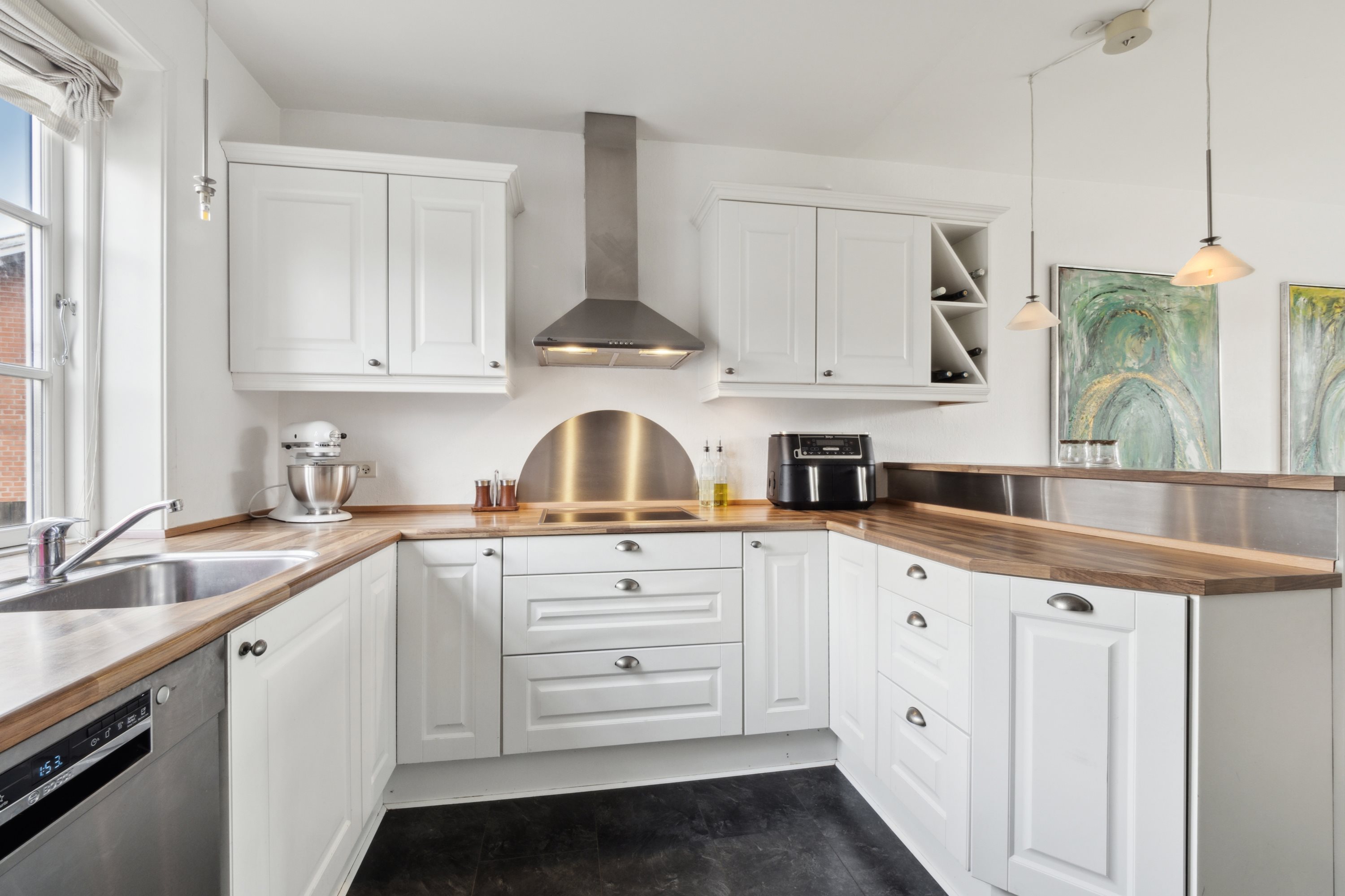 Fremhævet køkken billede i fuldskærmstilstand. Billede af Kildedalsvej 4, 8832 Skals