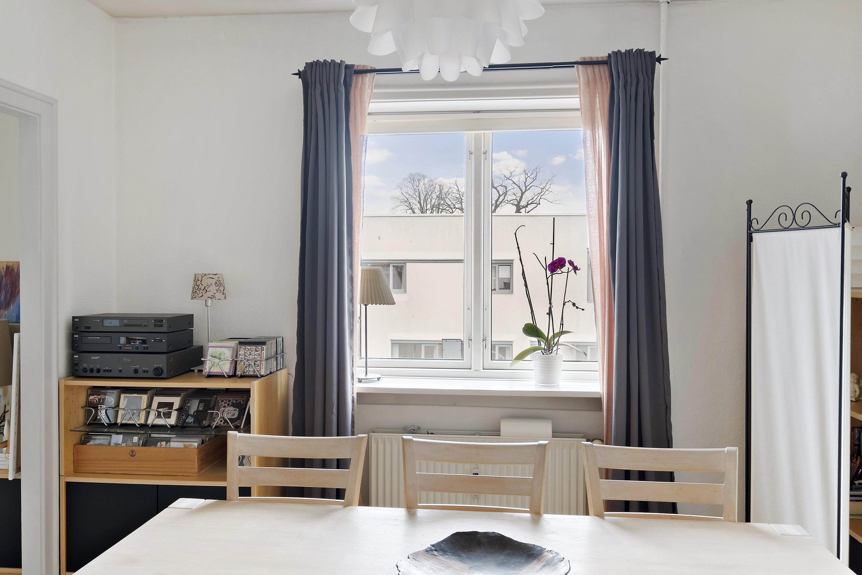 Fremhævet spisestue billede i fuldskærmstilstand. Billede af Rønnebærvej 18B, 1. th., 2840 Holte