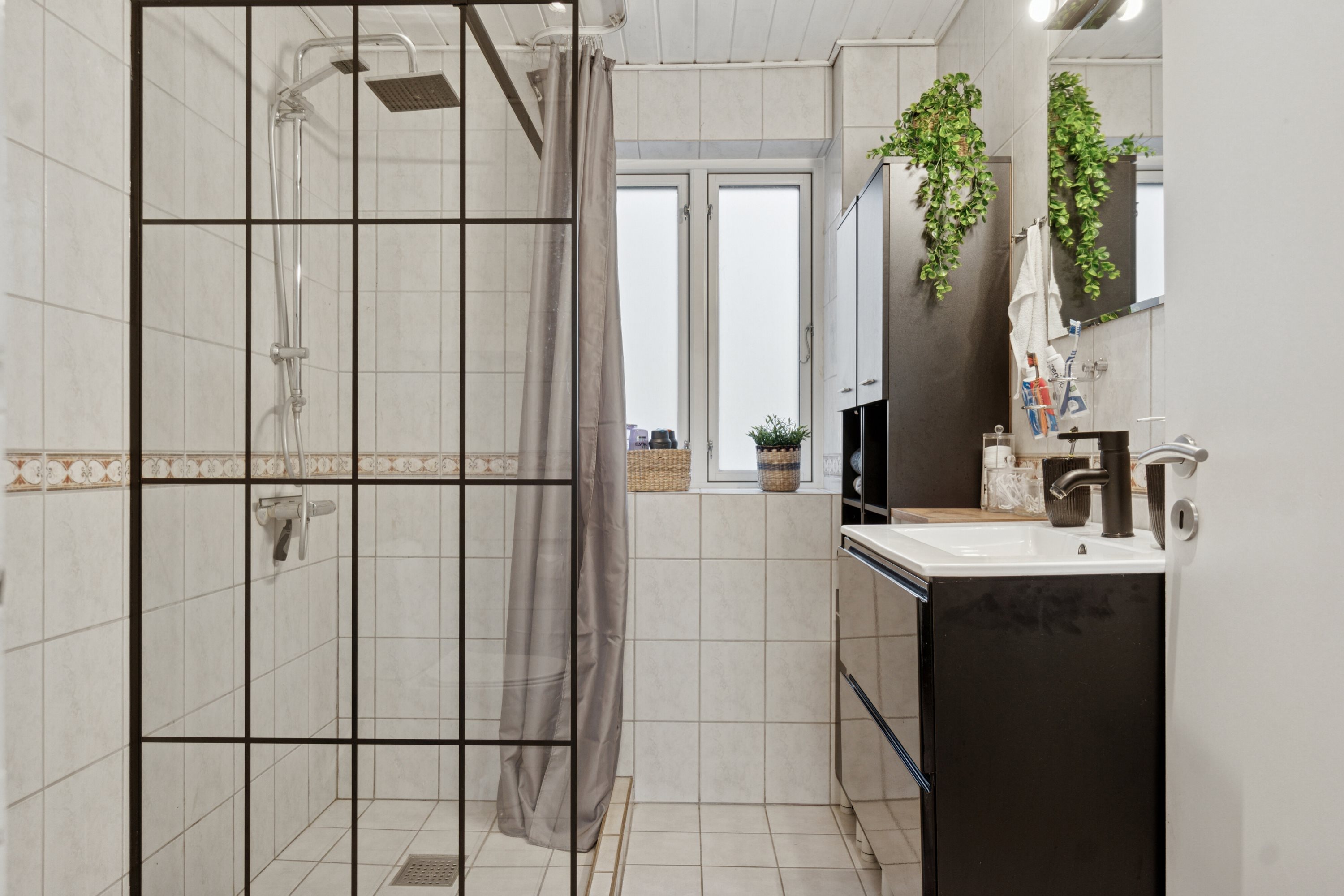 Fremhævet gang billede i fuldskærmstilstand. Billede af Lodagervej 10, Hejninge, 4200 Slagelse