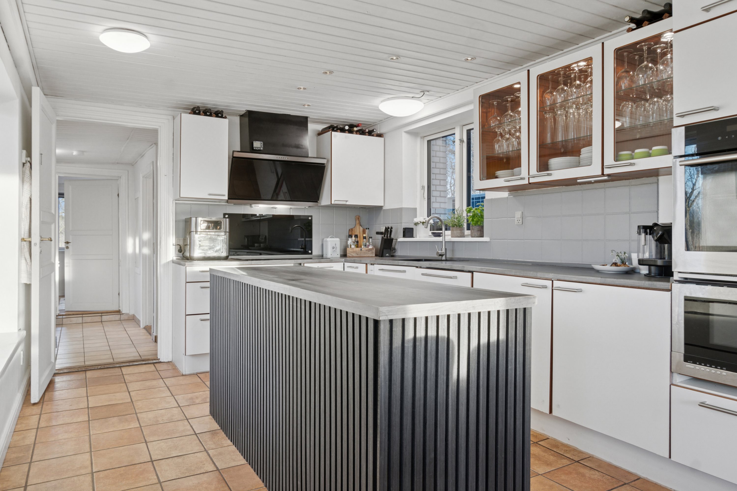 Fremhævet køkken billede i fuldskærmstilstand. Billede af Lodagervej 10, Hejninge, 4200 Slagelse