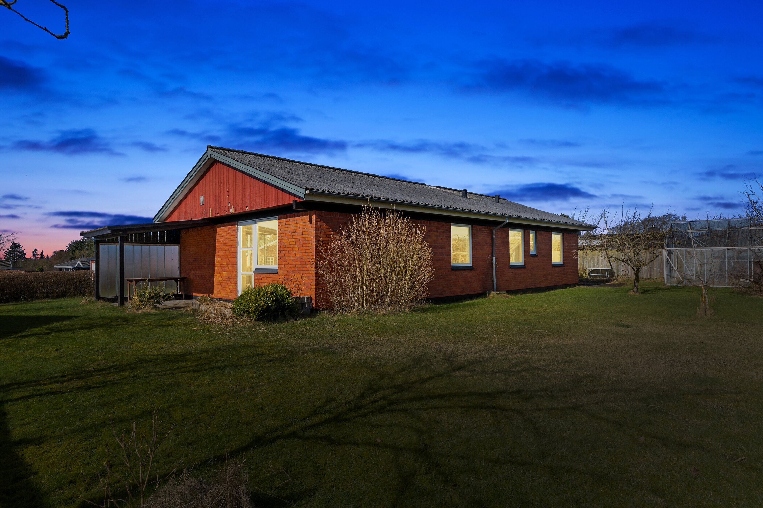 Fremhævet udendørs billede i fuldskærmstilstand. Billede af Tannisbugtvej 70, Tversted, 9881 Bindslev