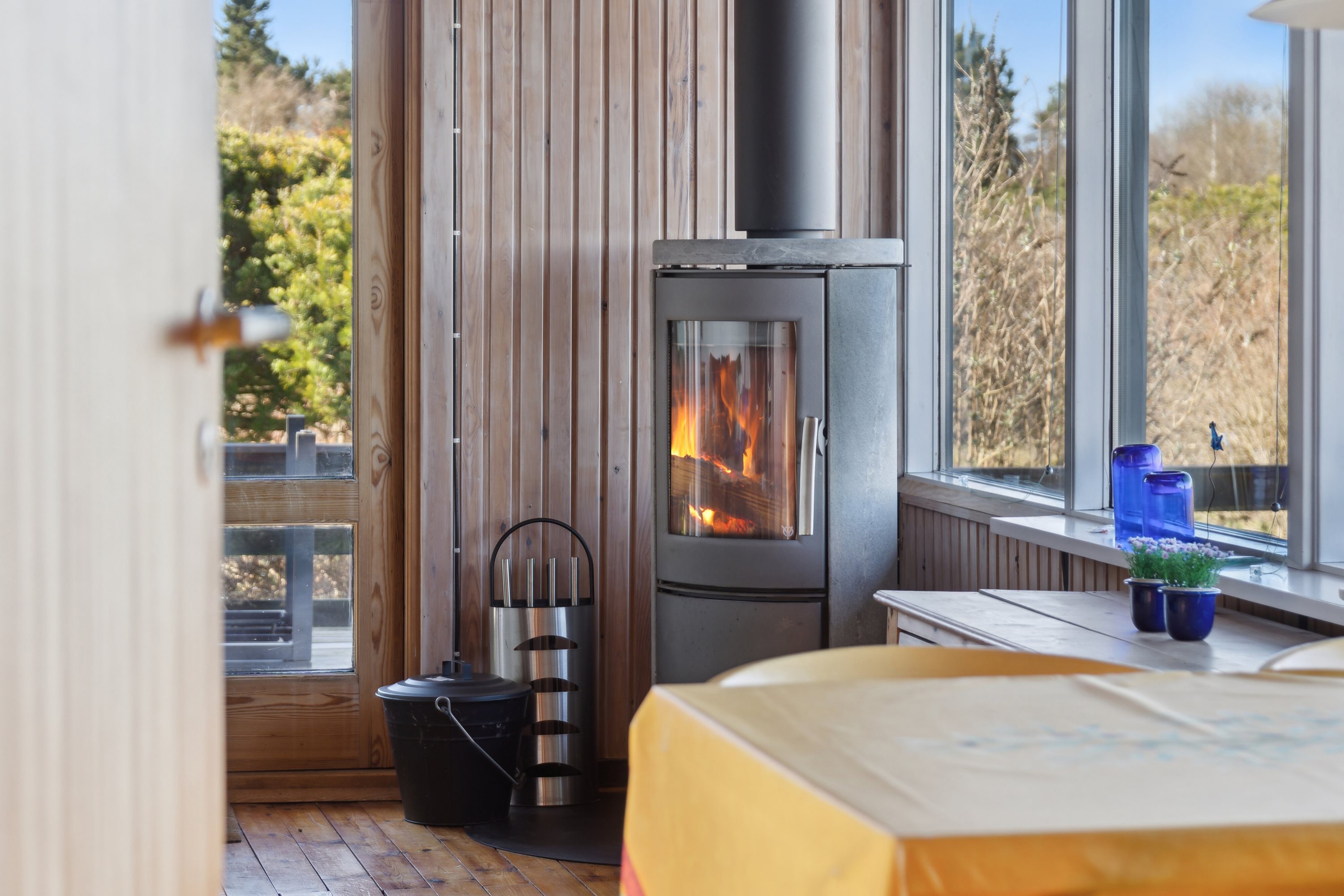 Fremhævet stue billede i fuldskærmstilstand. Billede af Mimershøj 2, Veddinge, 4540 Fårevejle