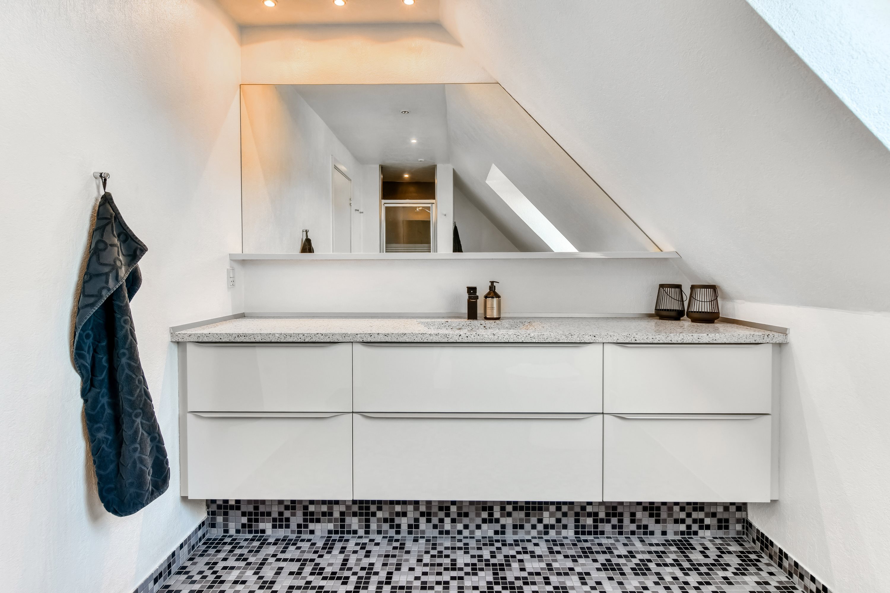 Fremhævet  billede i fuldskærmstilstand. Billede af Hjerting Strandvej 62, Hjerting, 6710 Esbjerg V