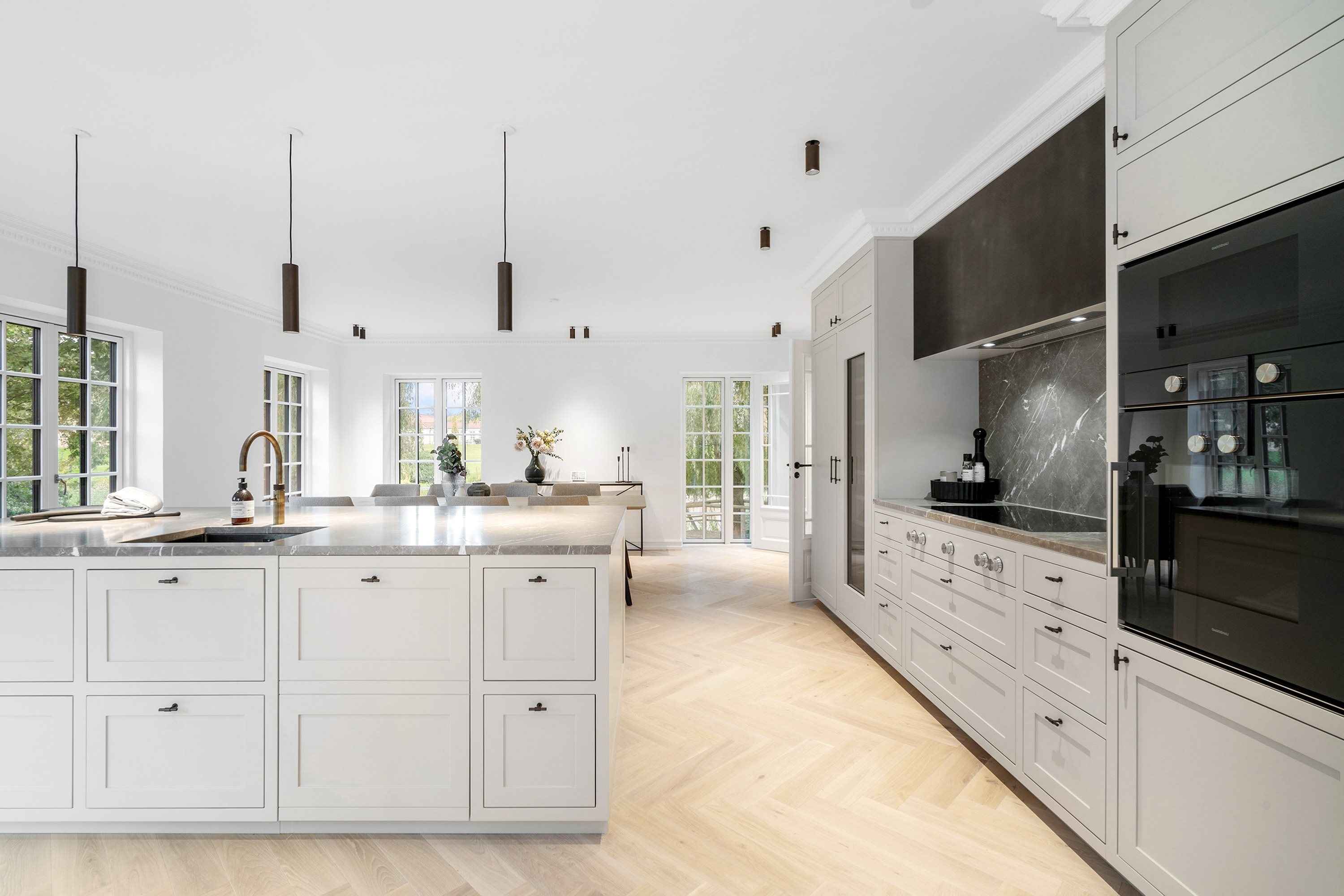 Fremhævet  billede i fuldskærmstilstand. Billede af Hjortevangen 4, 2920 Charlottenlund