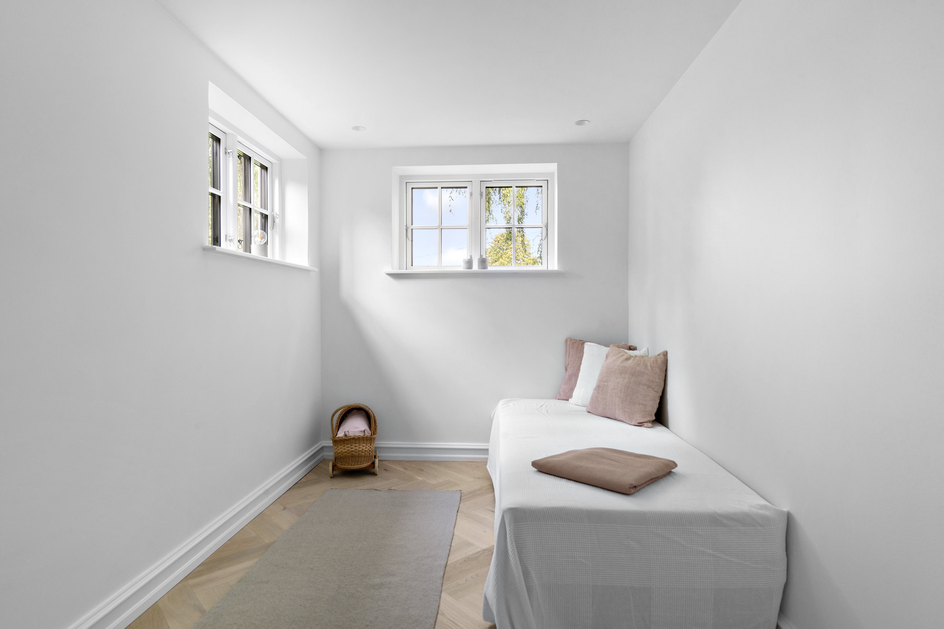 Fremhævet  billede i fuldskærmstilstand. Billede af Hjortevangen 4, 2920 Charlottenlund