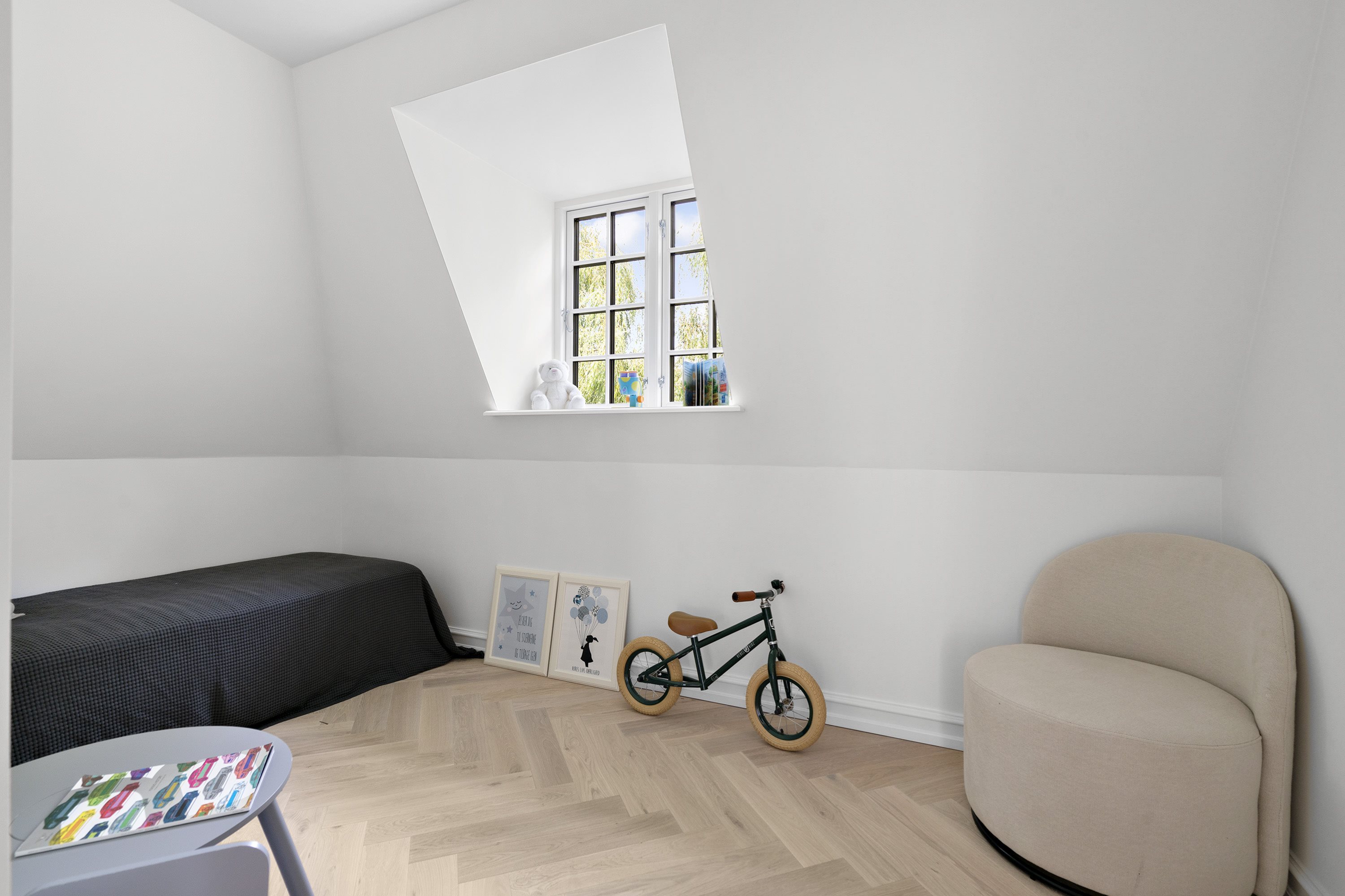 Fremhævet  billede i fuldskærmstilstand. Billede af Hjortevangen 4, 2920 Charlottenlund