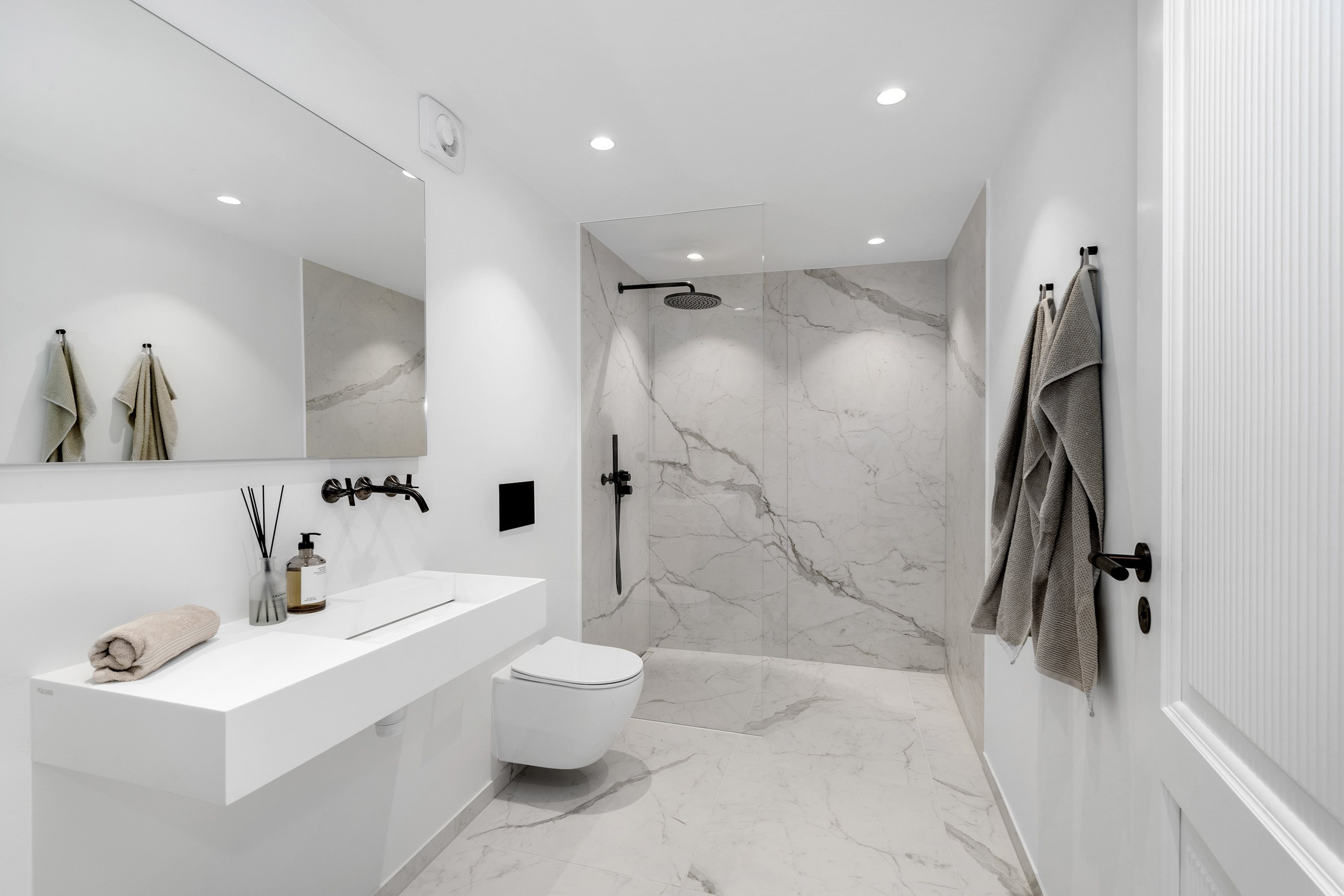 Fremhævet  billede i fuldskærmstilstand. Billede af Hjortevangen 4, 2920 Charlottenlund