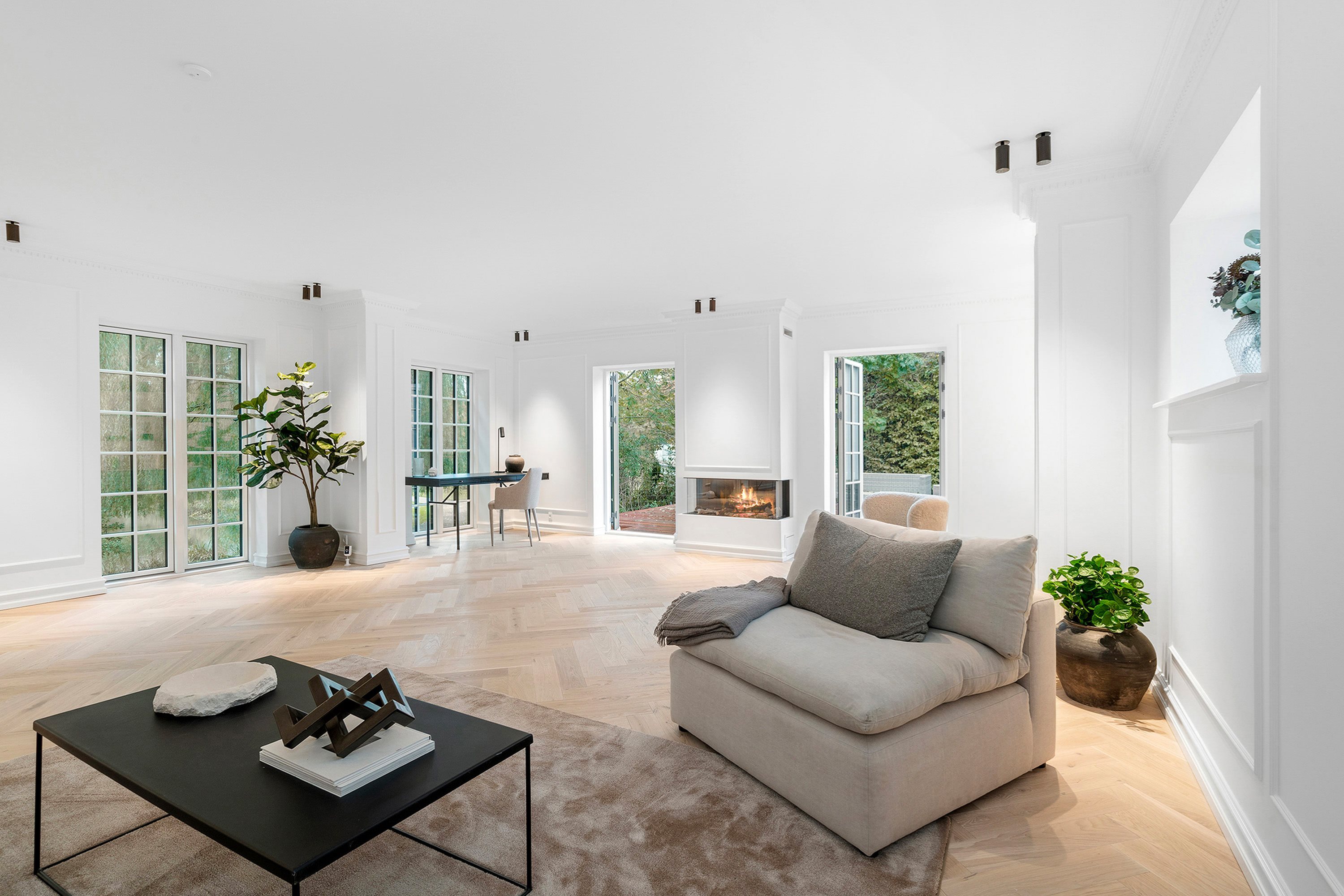 Fremhævet  billede i fuldskærmstilstand. Billede af Hjortevangen 4, 2920 Charlottenlund