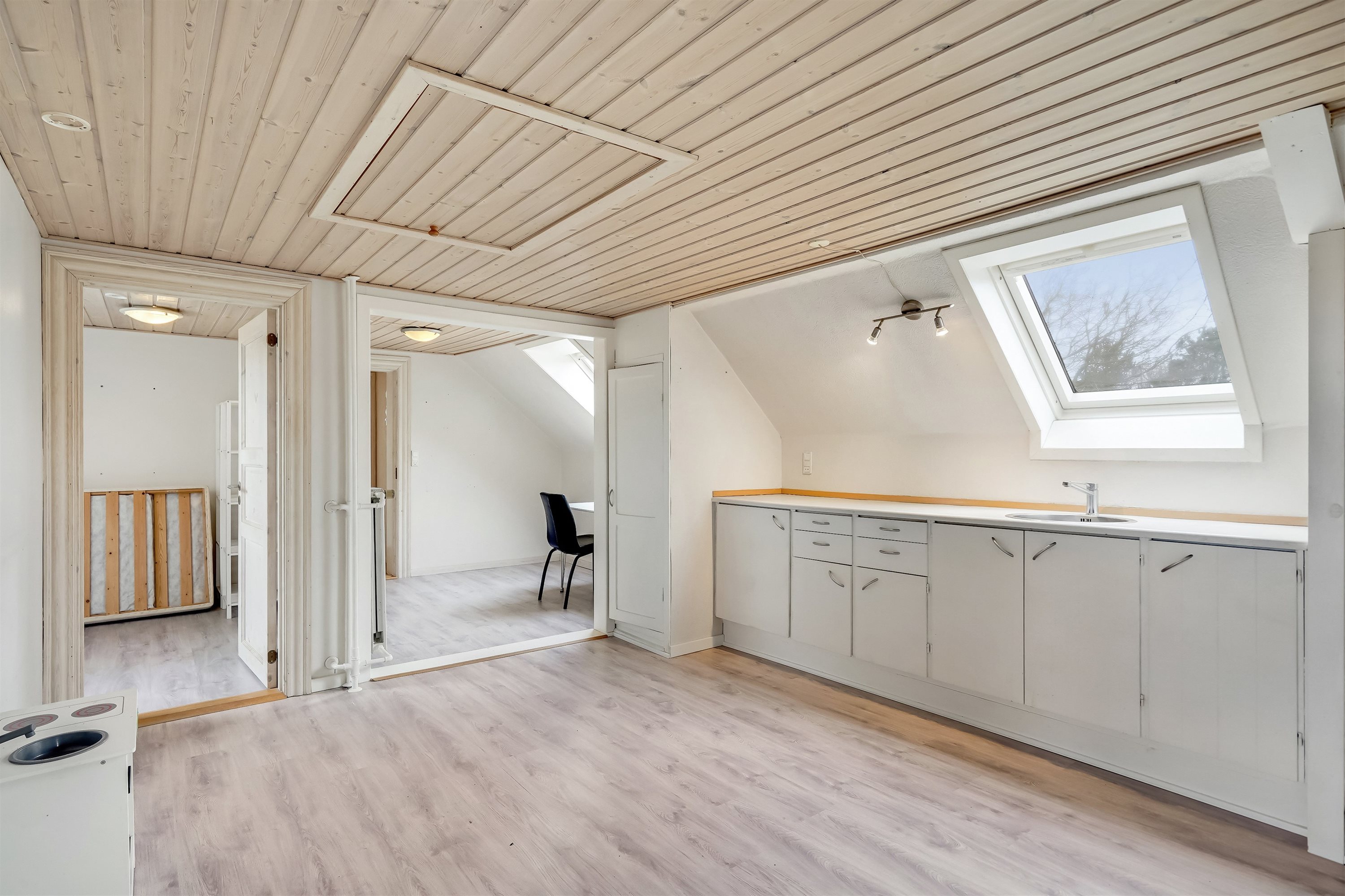 Fremhævet køkken 1.sal billede i fuldskærmstilstand. Billede af Hornelund 3, Horne, 6800 Varde