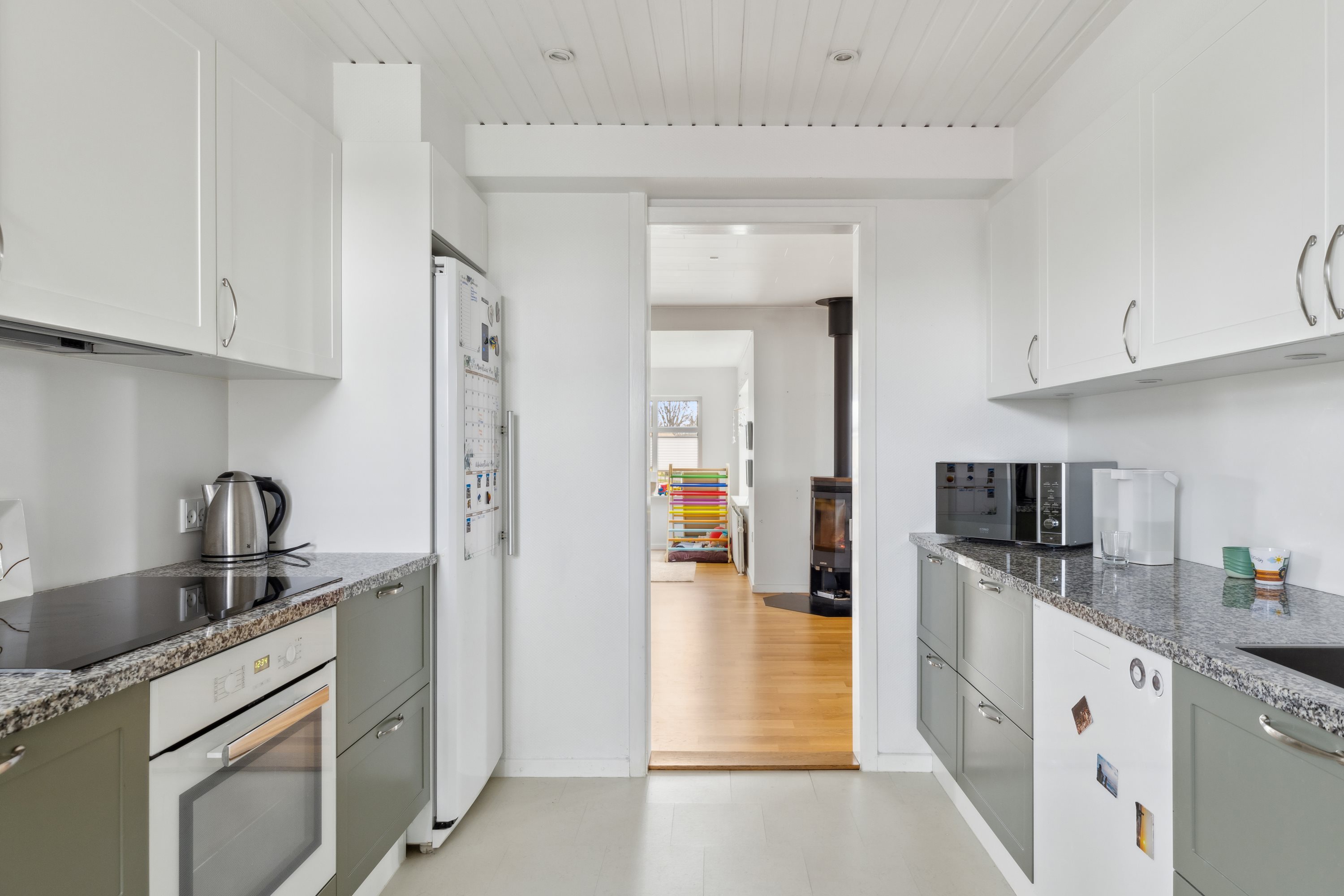 Fremhævet køkken billede i fuldskærmstilstand. Billede af Lykkevej 40, Hundslev, 6440 Augustenborg