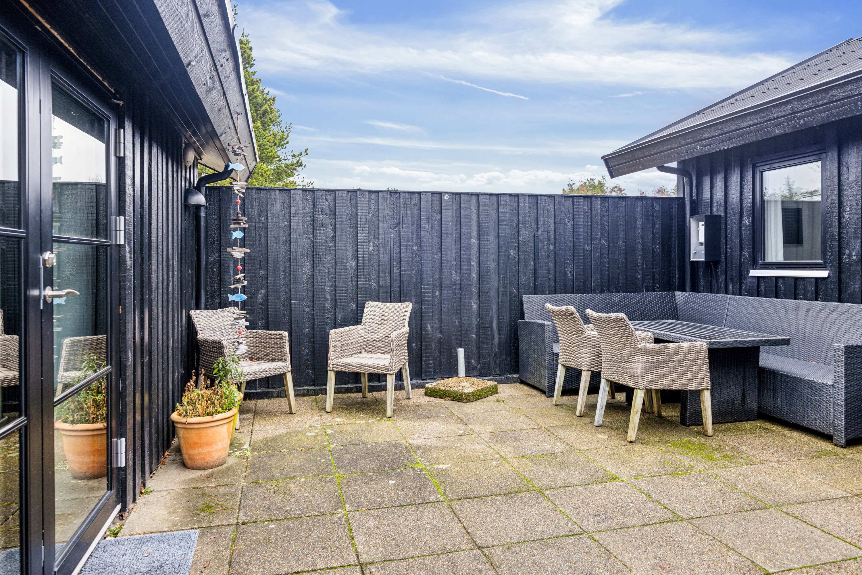 Fremhævet terrasse billede i fuldskærmstilstand. Billede af Grævlingevej 6, Krogen, 9460 Brovst