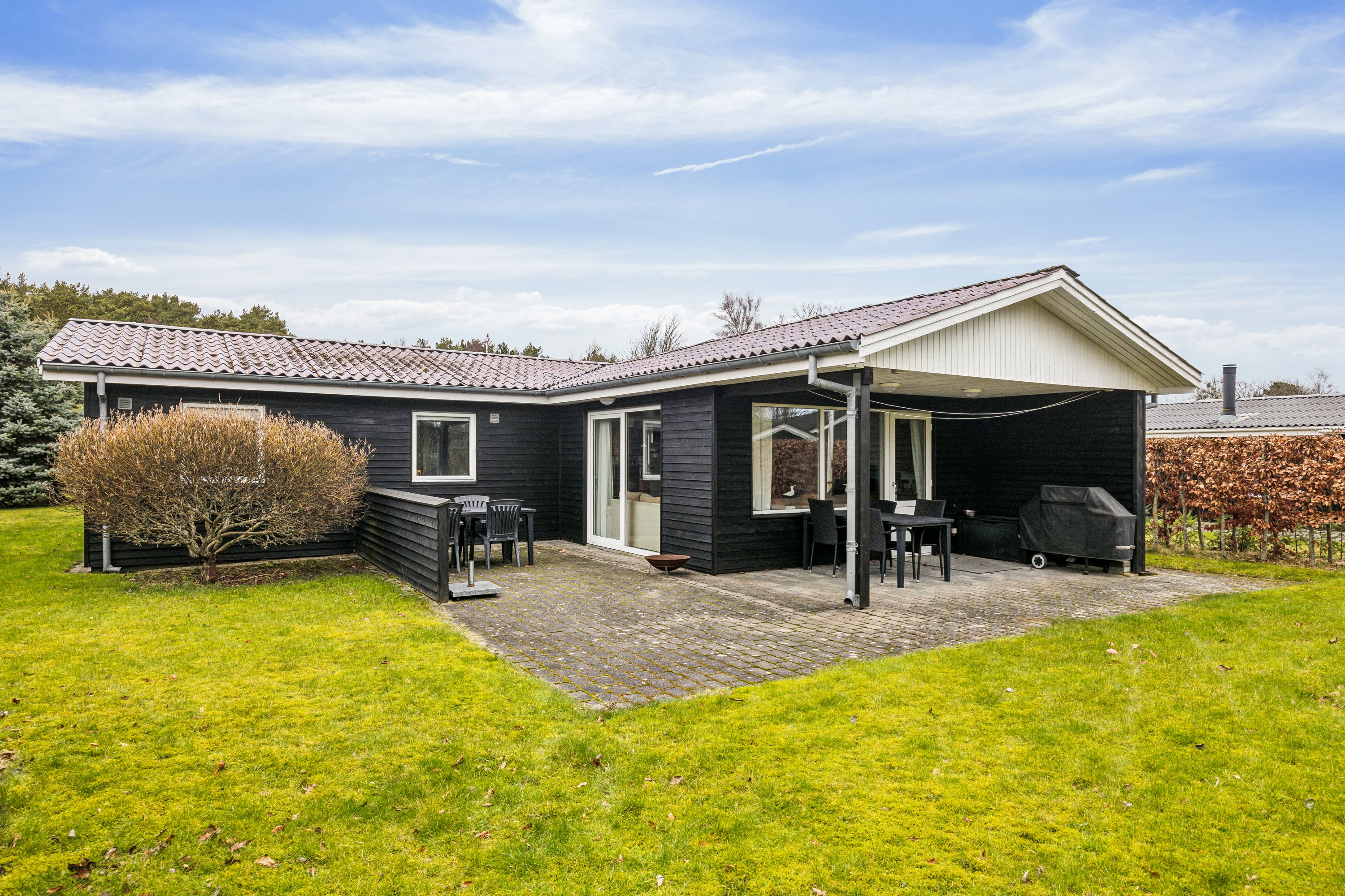 Fremhævet ejendom 1 billede i fuldskærmstilstand. Billede af Lille Strandgaard 30, 9370 Hals