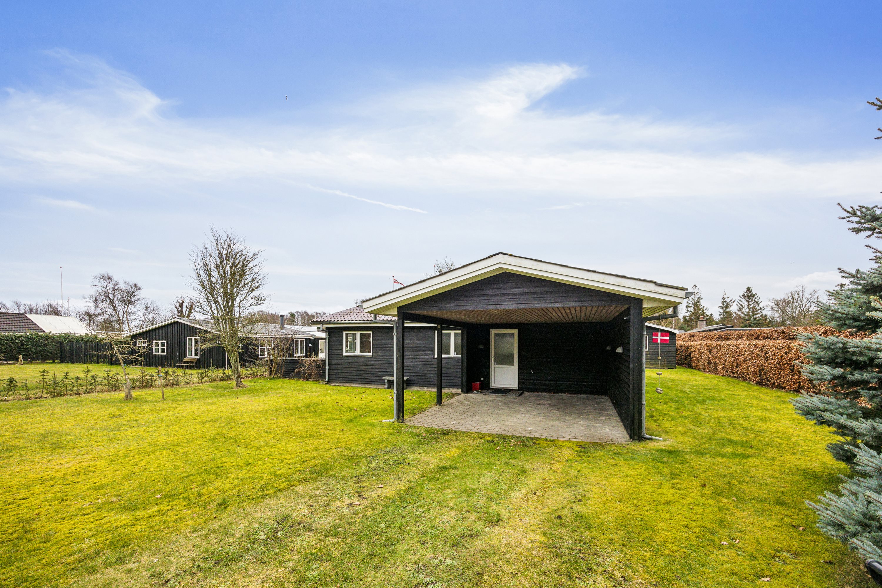 Fremhævet ejendom 1 billede i fuldskærmstilstand. Billede af Lille Strandgaard 30, 9370 Hals