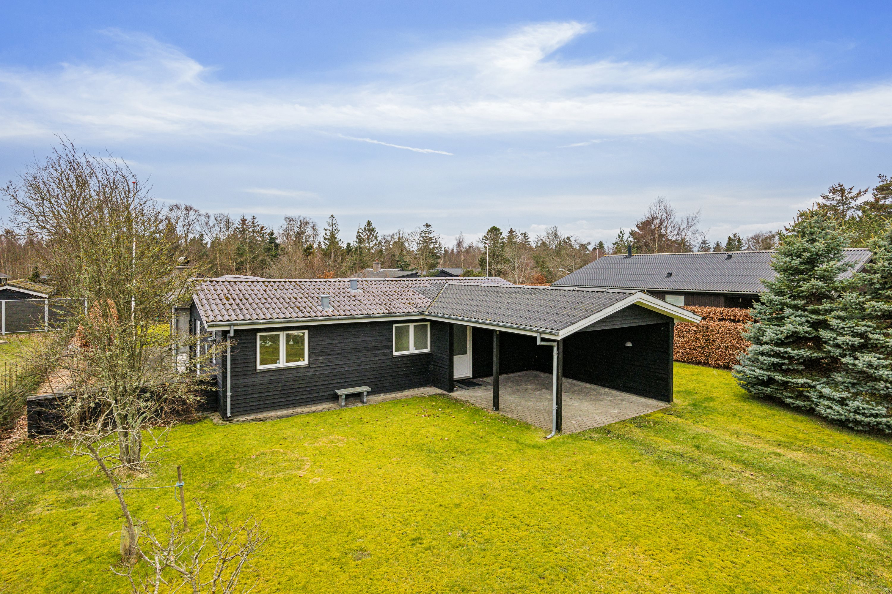 Miniaturebillede 1: ejendom 1. Billede af Lille Strandgaard 30, 9370 Hals