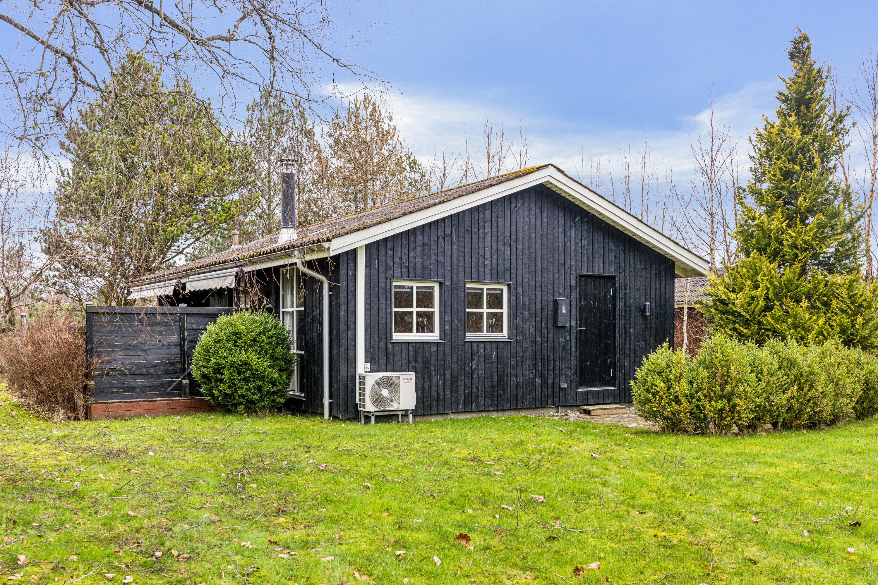 Fremhævet ejendom 1 billede i fuldskærmstilstand. Billede af Nordmarksvej 18, 9370 Hals