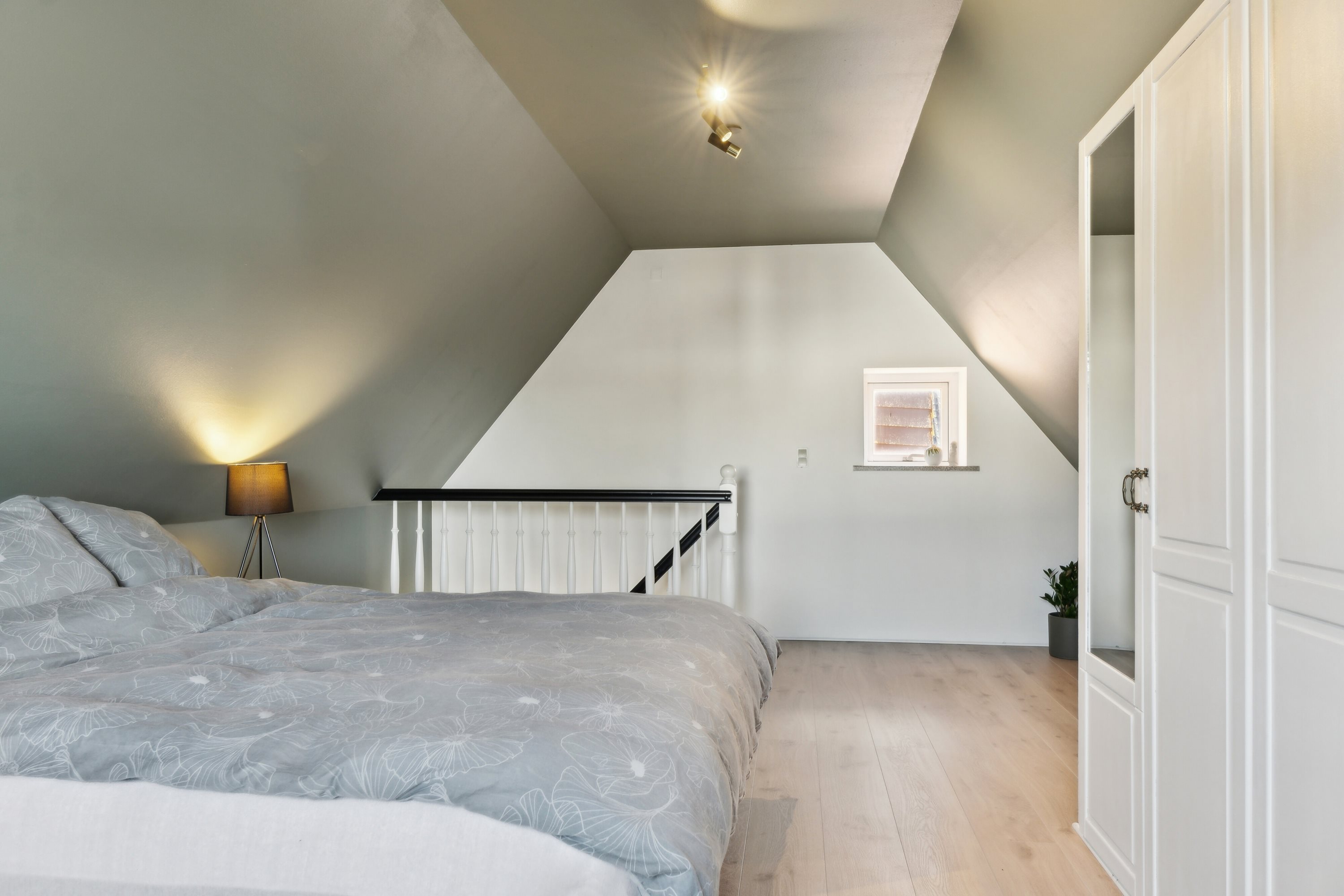 Fremhævet soveværelse billede i fuldskærmstilstand. Billede af Sct Hans Vej 12, 9800 Hjørring