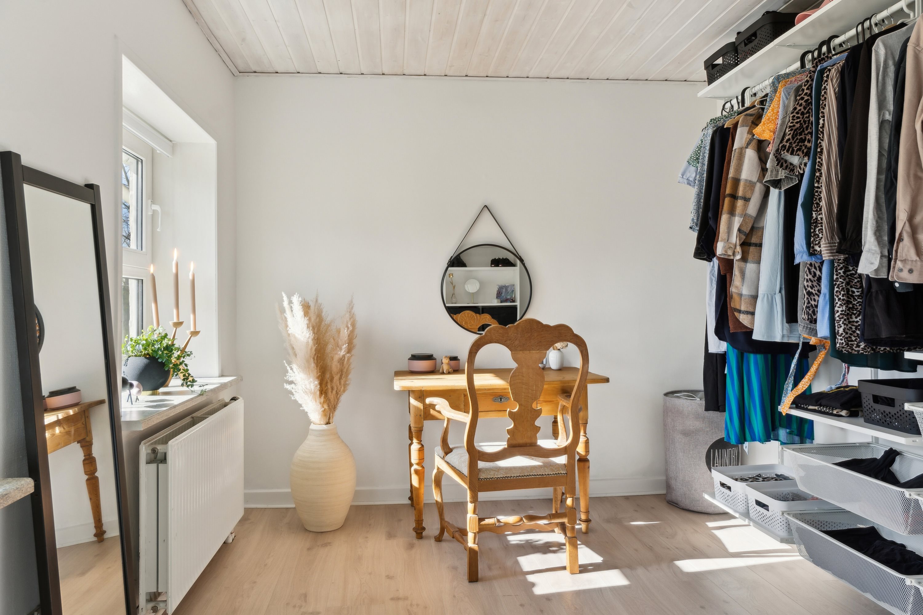 Fremhævet værelse billede i fuldskærmstilstand. Billede af Sct Hans Vej 12, 9800 Hjørring