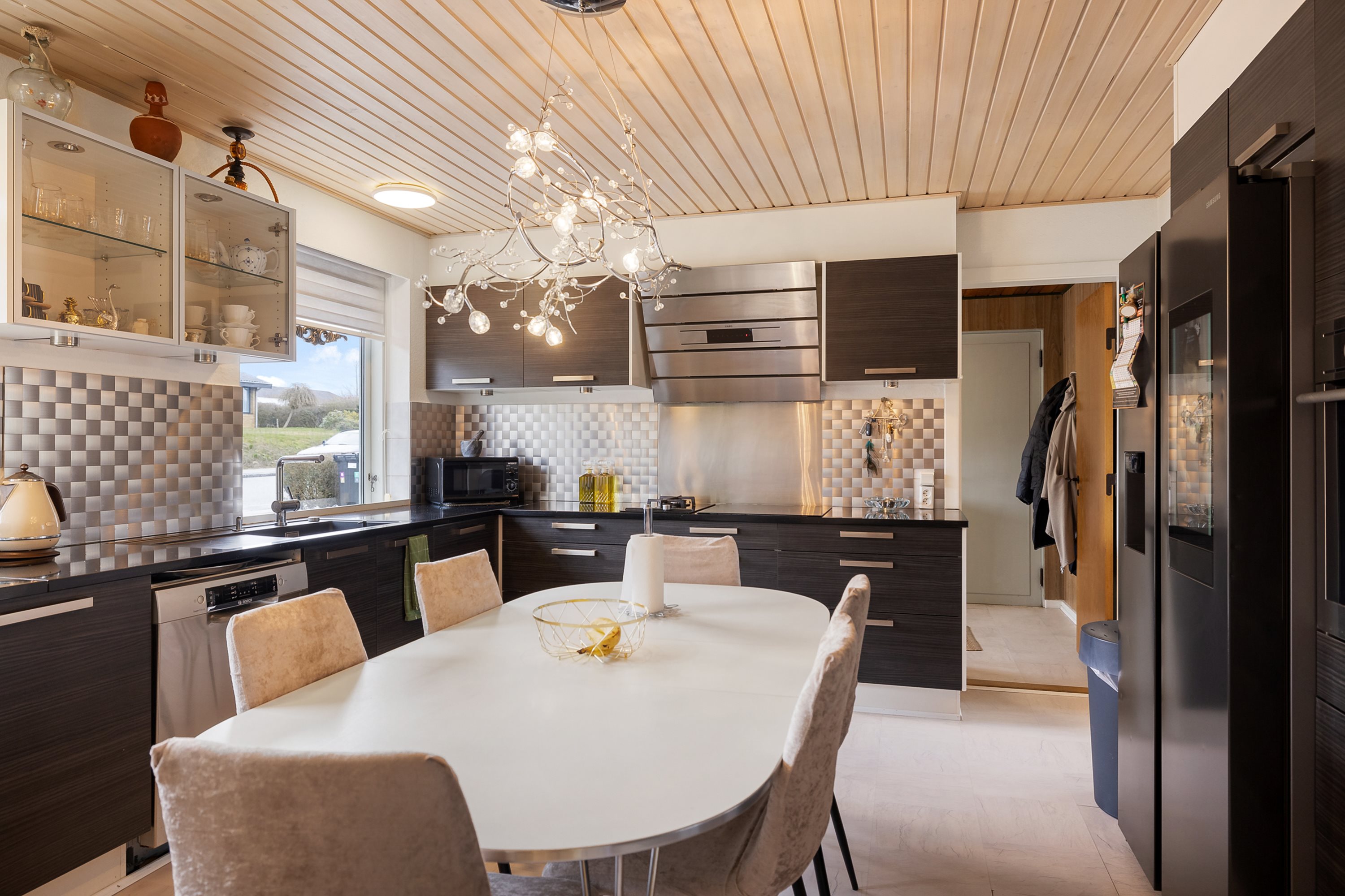 Fremhævet  billede i fuldskærmstilstand. Billede af Runehøjen 9, Hasle, 8210 Aarhus V