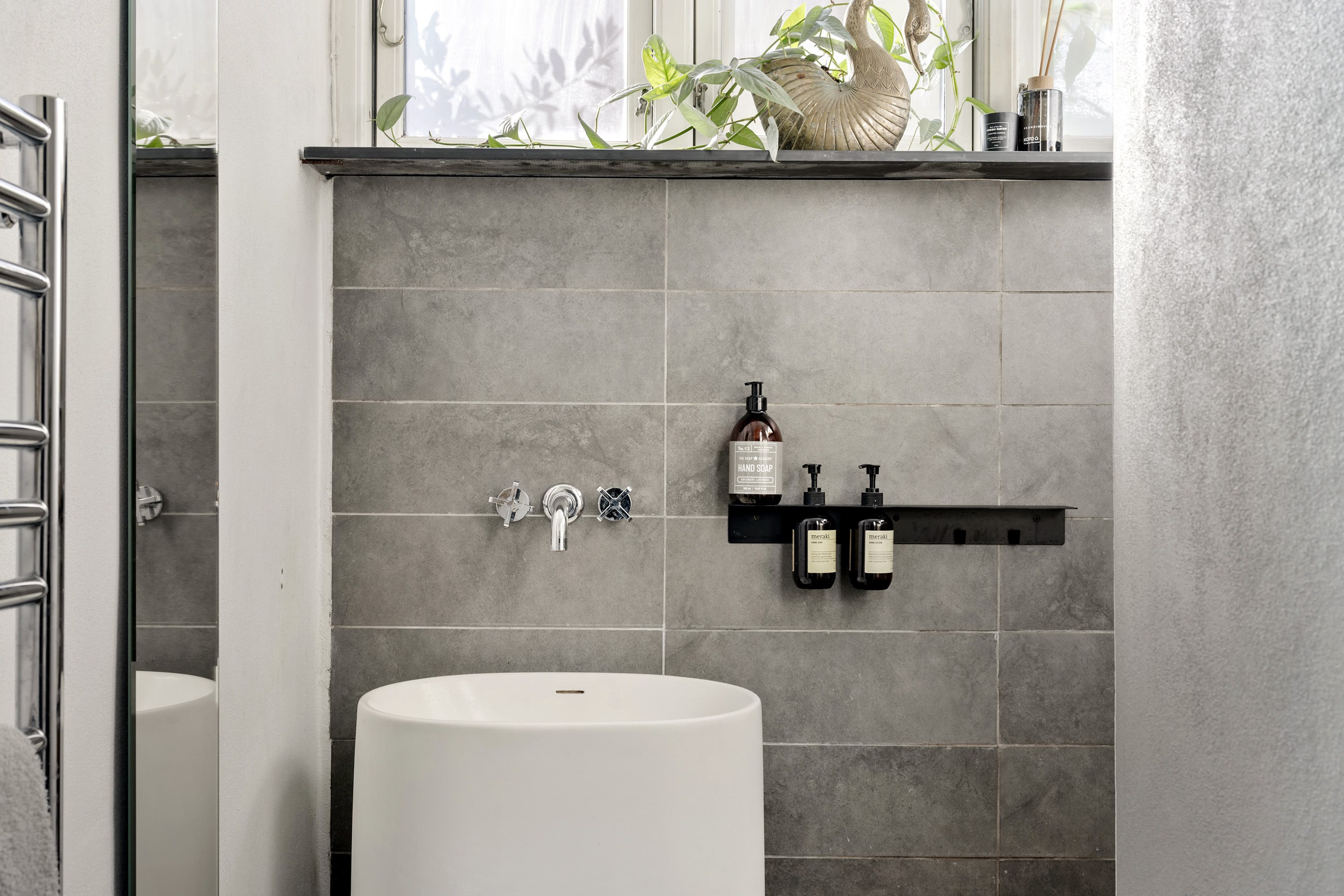 Fremhævet badeværelse billede i fuldskærmstilstand. Billede af Skovvej 7, st.., 2930 Klampenborg