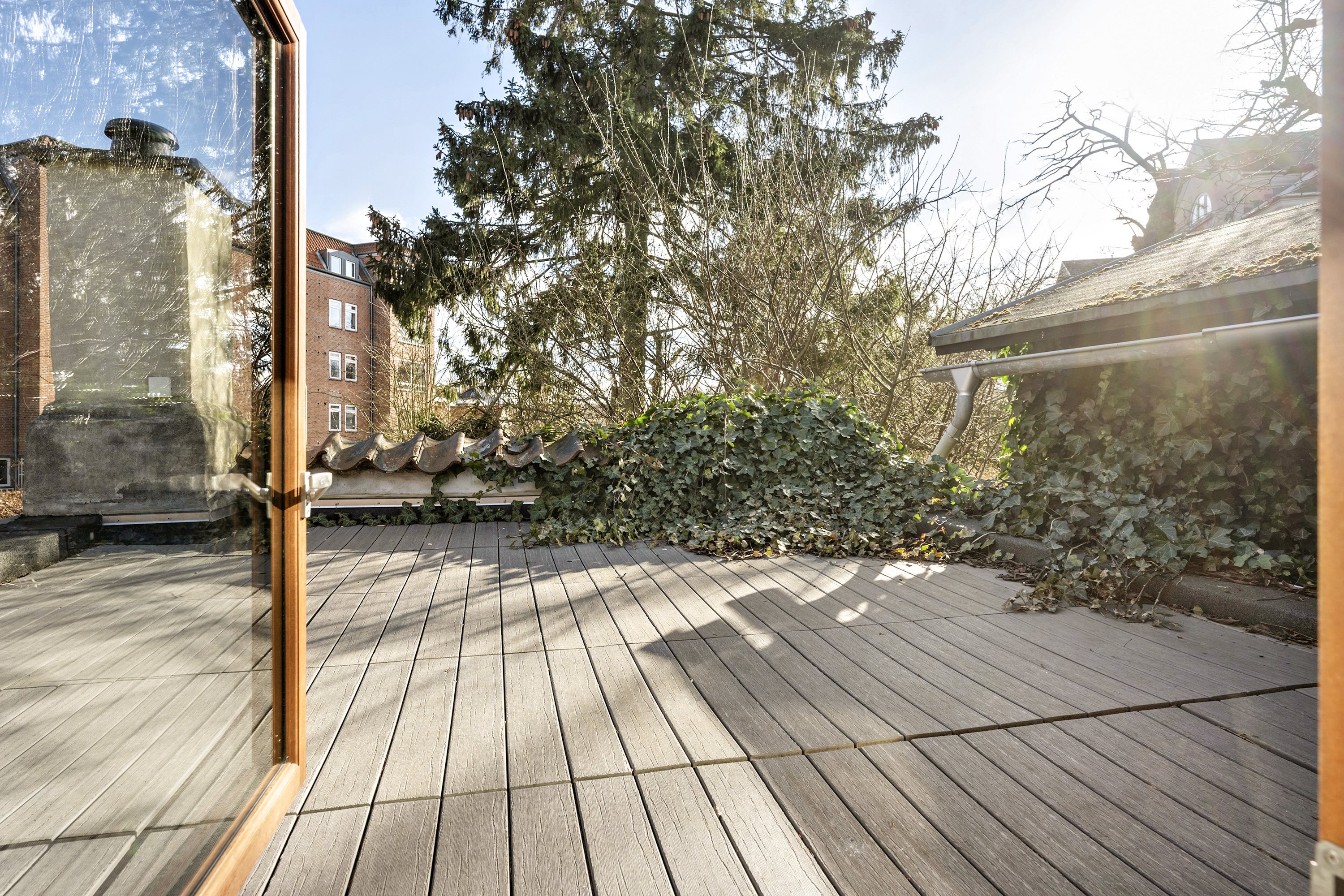 Fremhævet område billede i fuldskærmstilstand. Billede af Skovvej 7, st.., 2930 Klampenborg