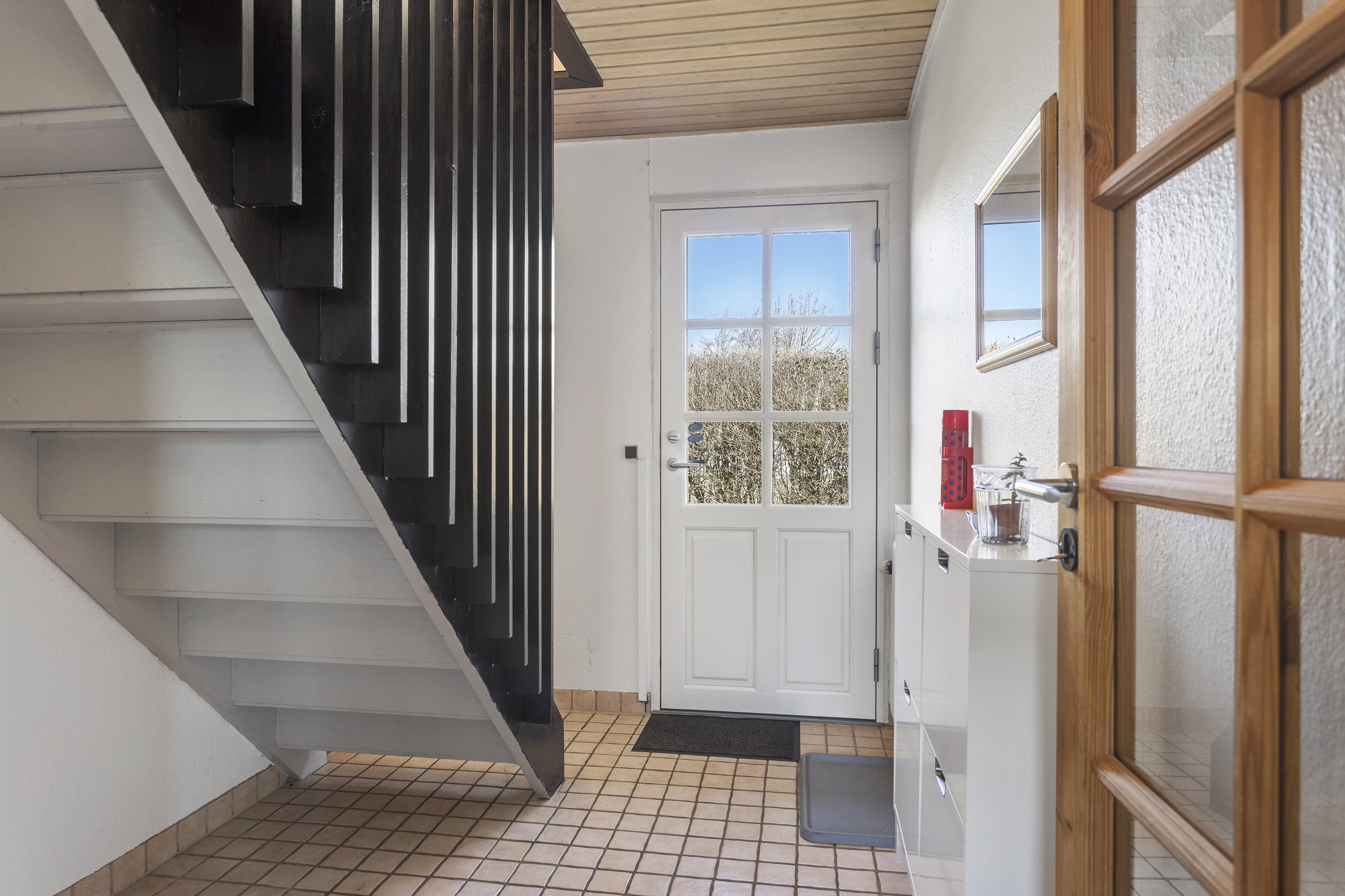 Fremhævet entré billede i fuldskærmstilstand. Billede af Østkystvejen 309A, Voerså, 9300 Sæby