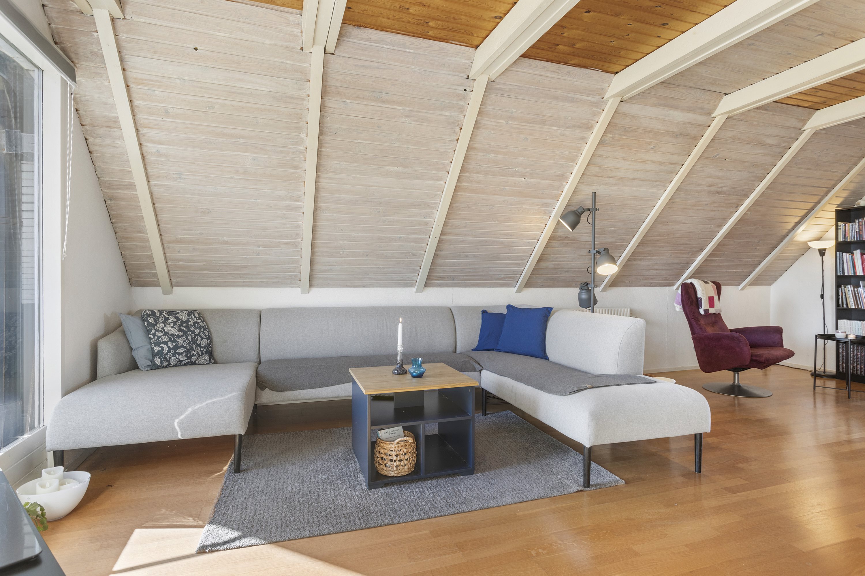 Fremhævet stue billede i fuldskærmstilstand. Billede af Østkystvejen 309A, Voerså, 9300 Sæby