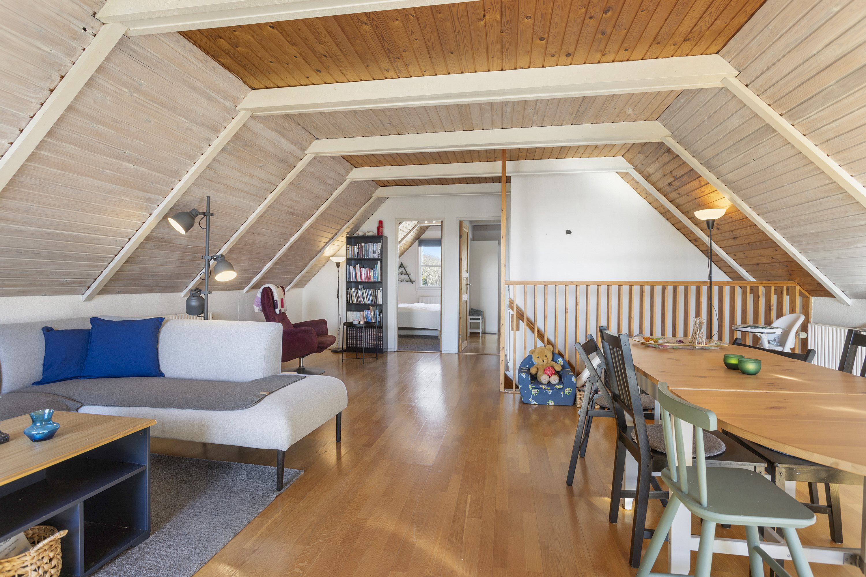 Fremhævet stue billede i fuldskærmstilstand. Billede af Østkystvejen 309A, Voerså, 9300 Sæby