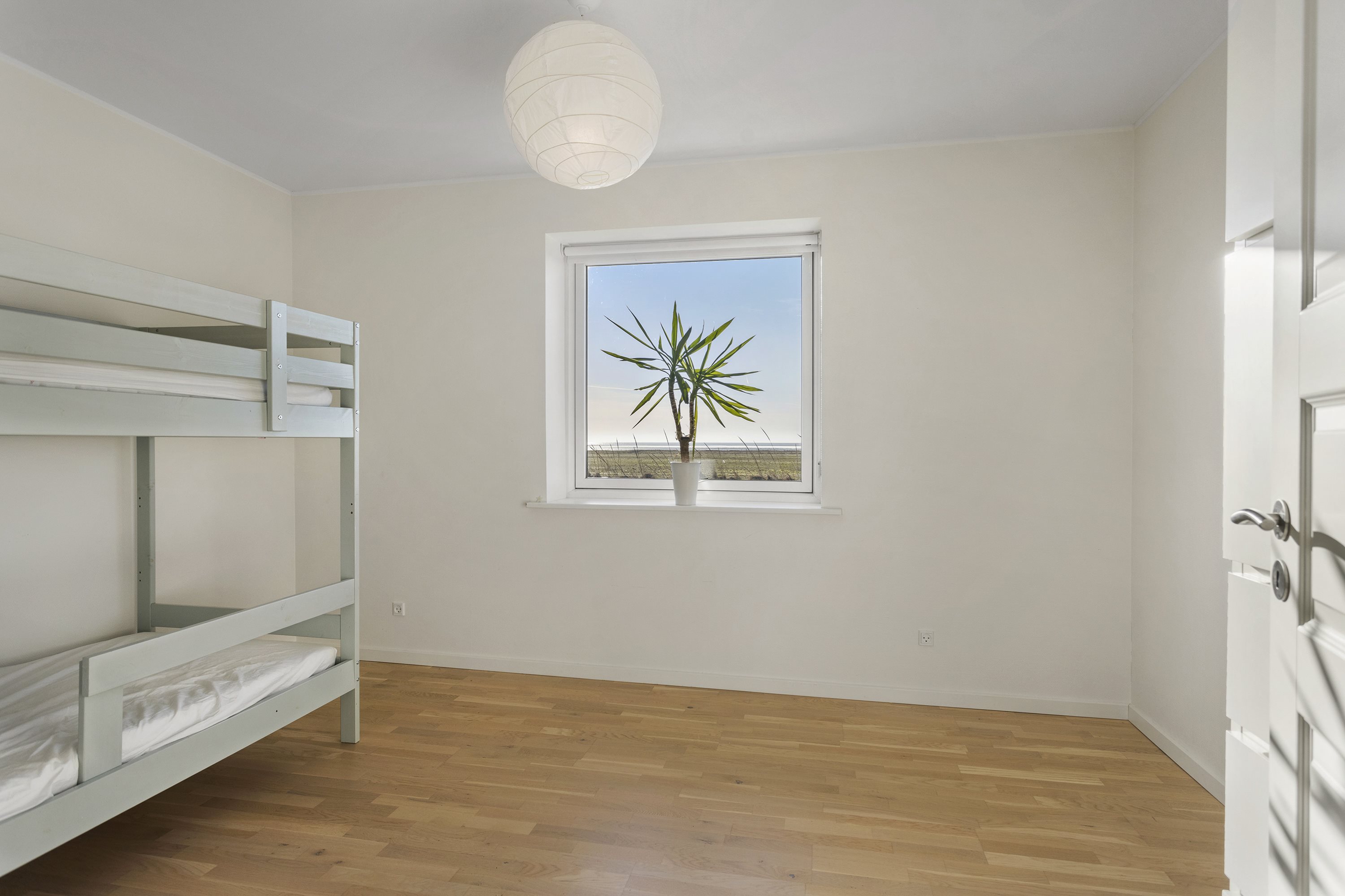 Fremhævet værelse billede i fuldskærmstilstand. Billede af Østkystvejen 366, Voerså, 9300 Sæby