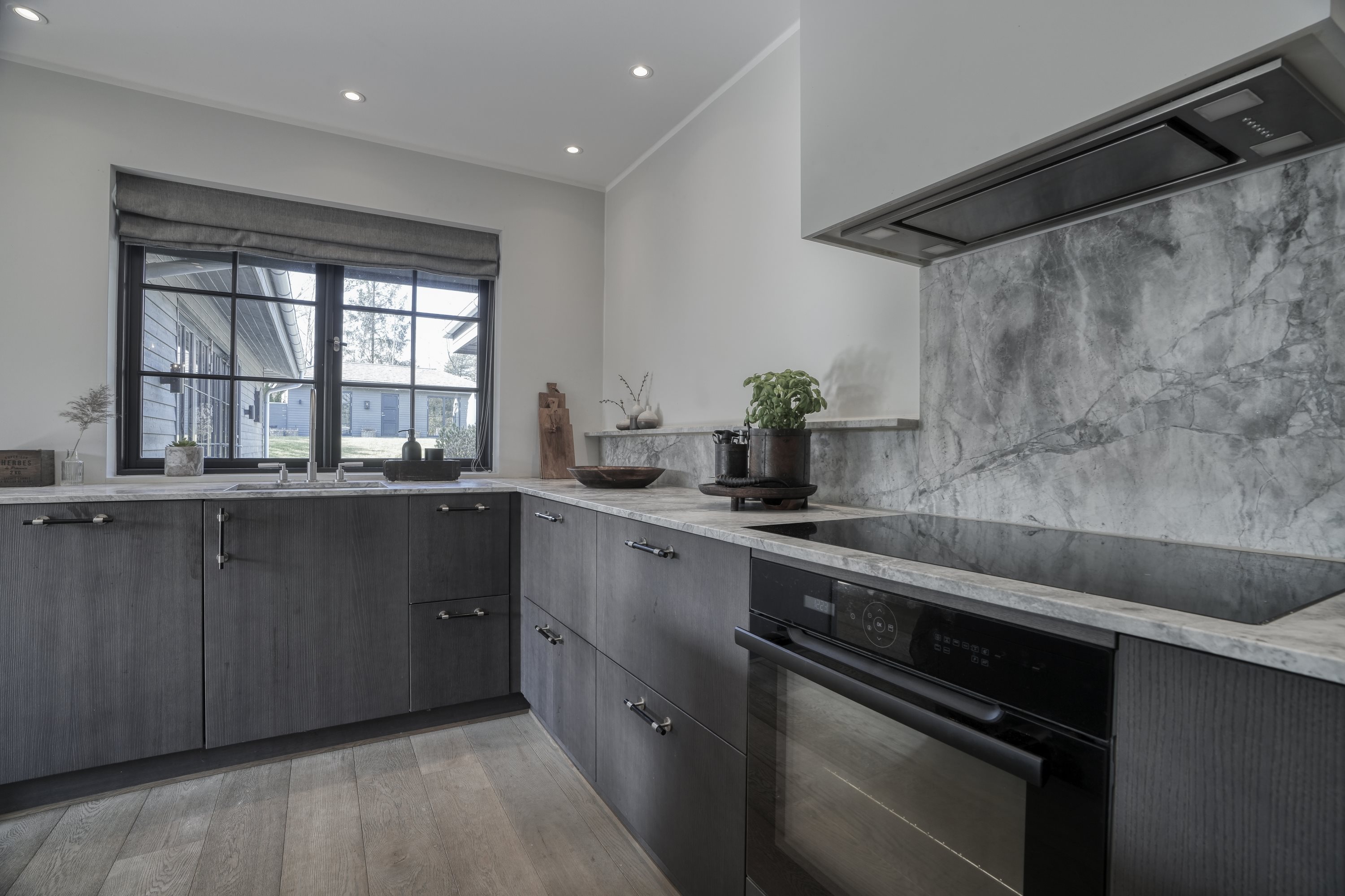 Fremhævet køkken billede i fuldskærmstilstand. Billede af Gyvelvej 18, 3100 Hornbæk