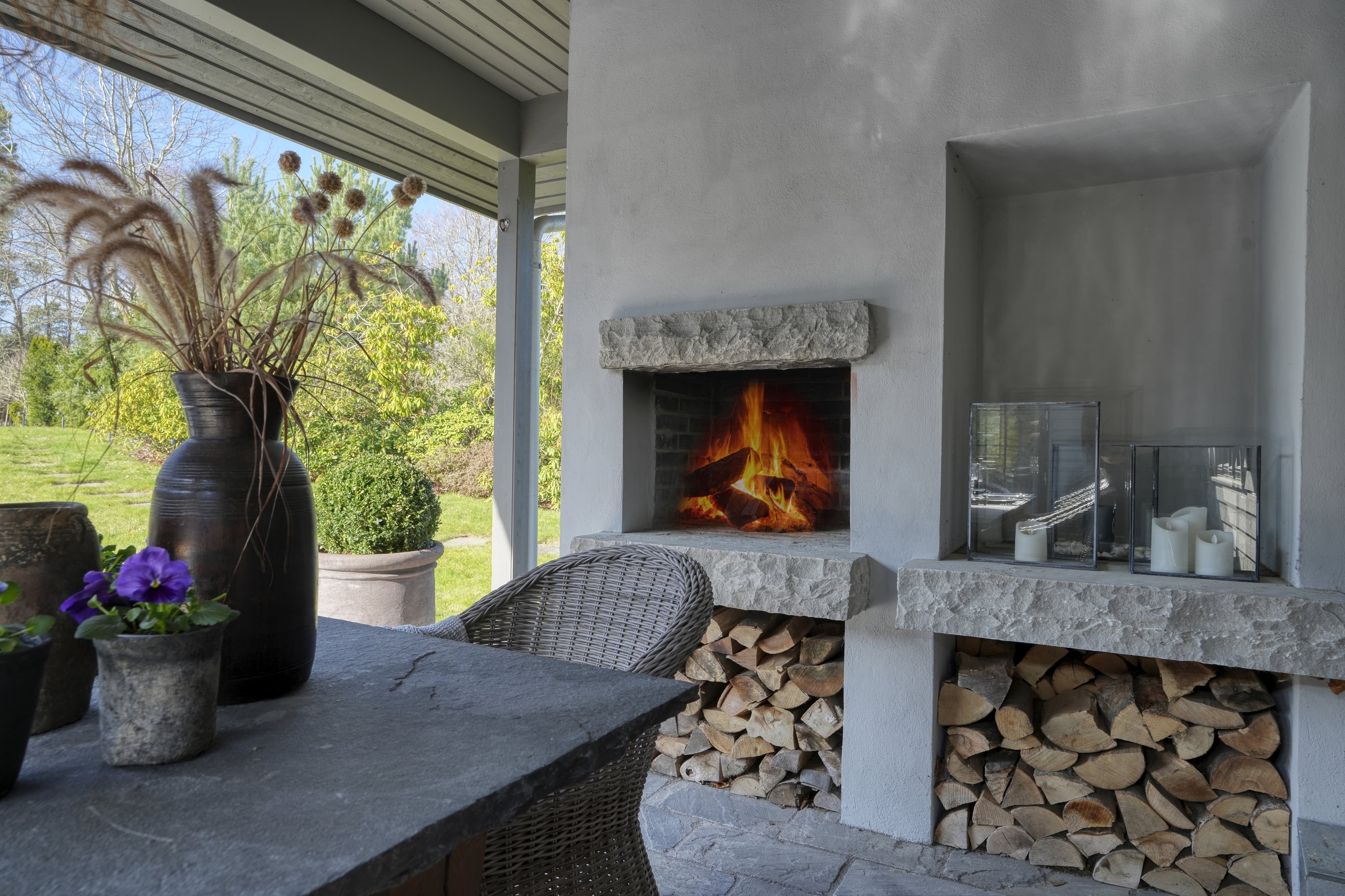 Fremhævet overdækket terrasse billede i fuldskærmstilstand. Billede af Gyvelvej 18, 3100 Hornbæk