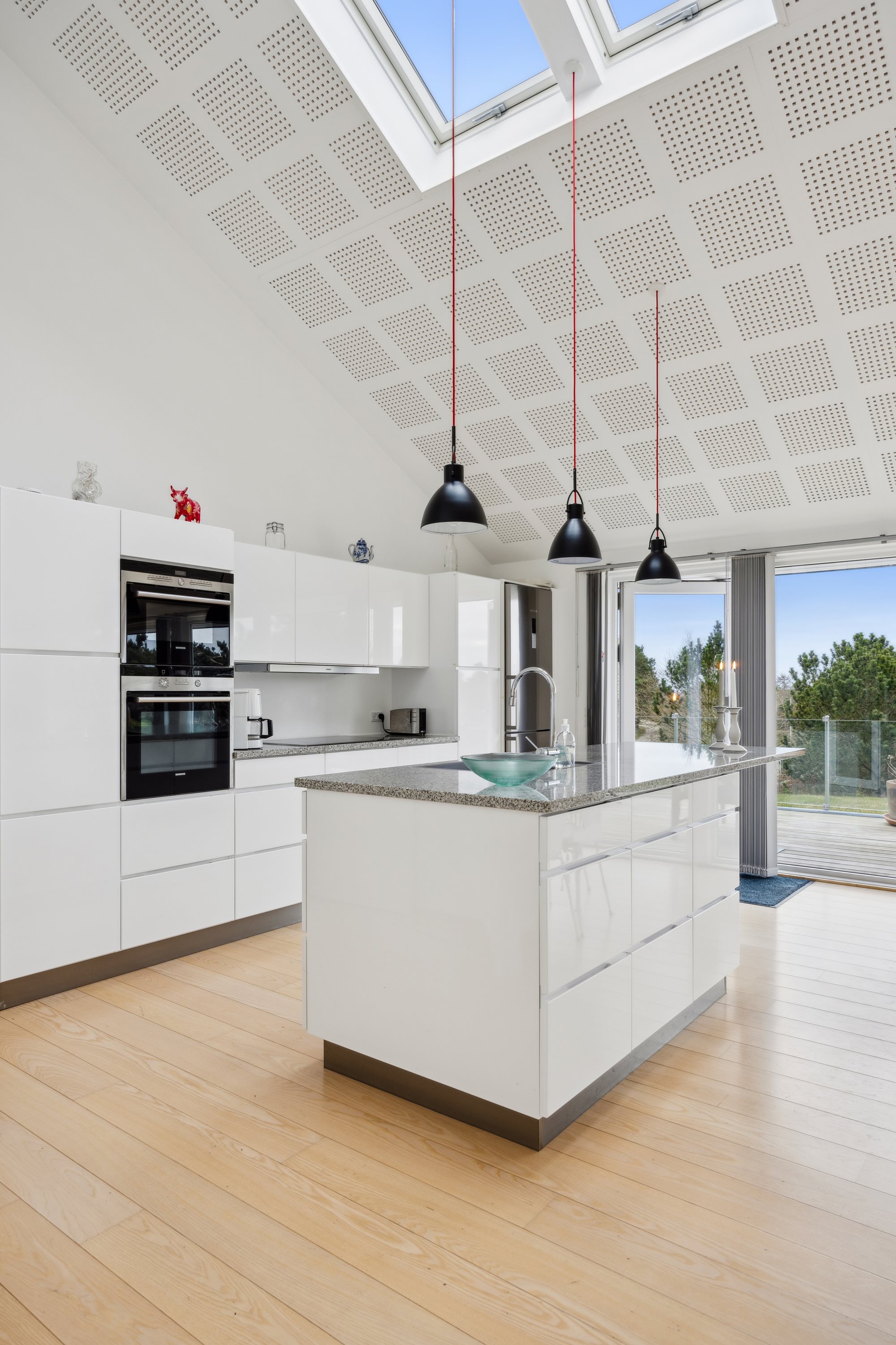 Fremhævet køkken billede i fuldskærmstilstand. Billede af Lundshøjvej 29, Handrup Strand, 8400 Ebeltoft