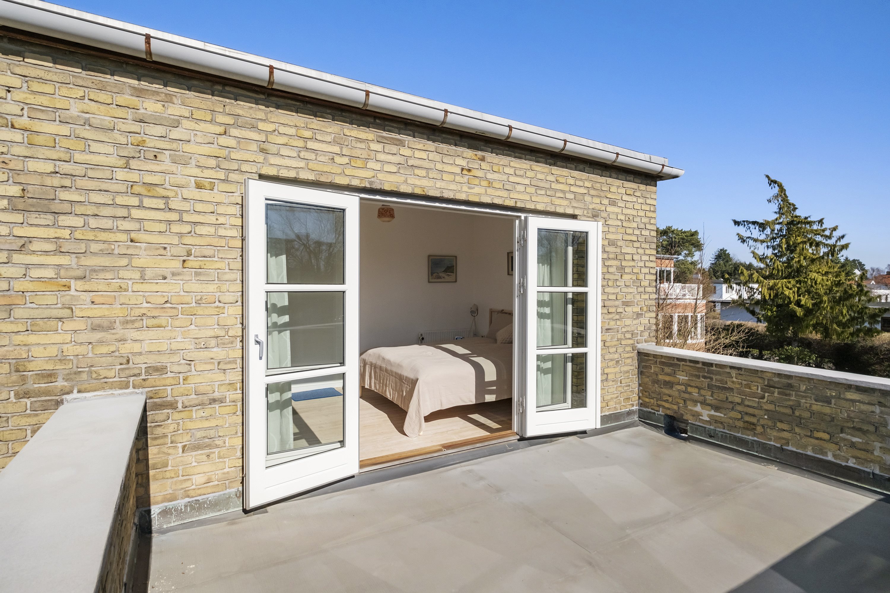 Fremhævet ejendommen billede i fuldskærmstilstand. Billede af Skovholmvej 4, 2920 Charlottenlund