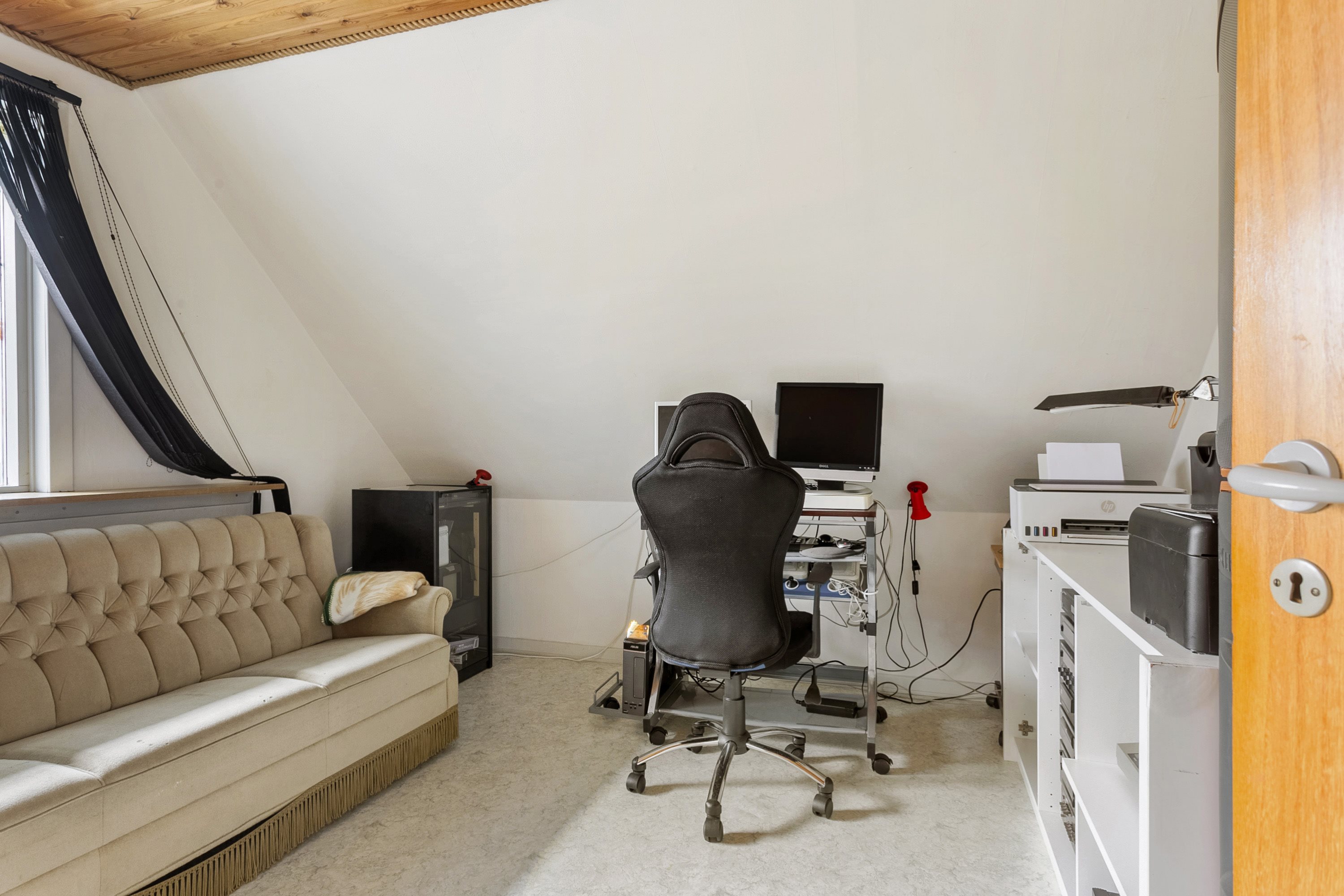 Fremhævet kontor billede i fuldskærmstilstand. Billede af Ribe-Vejle Landevej 67A, 6622 Bække