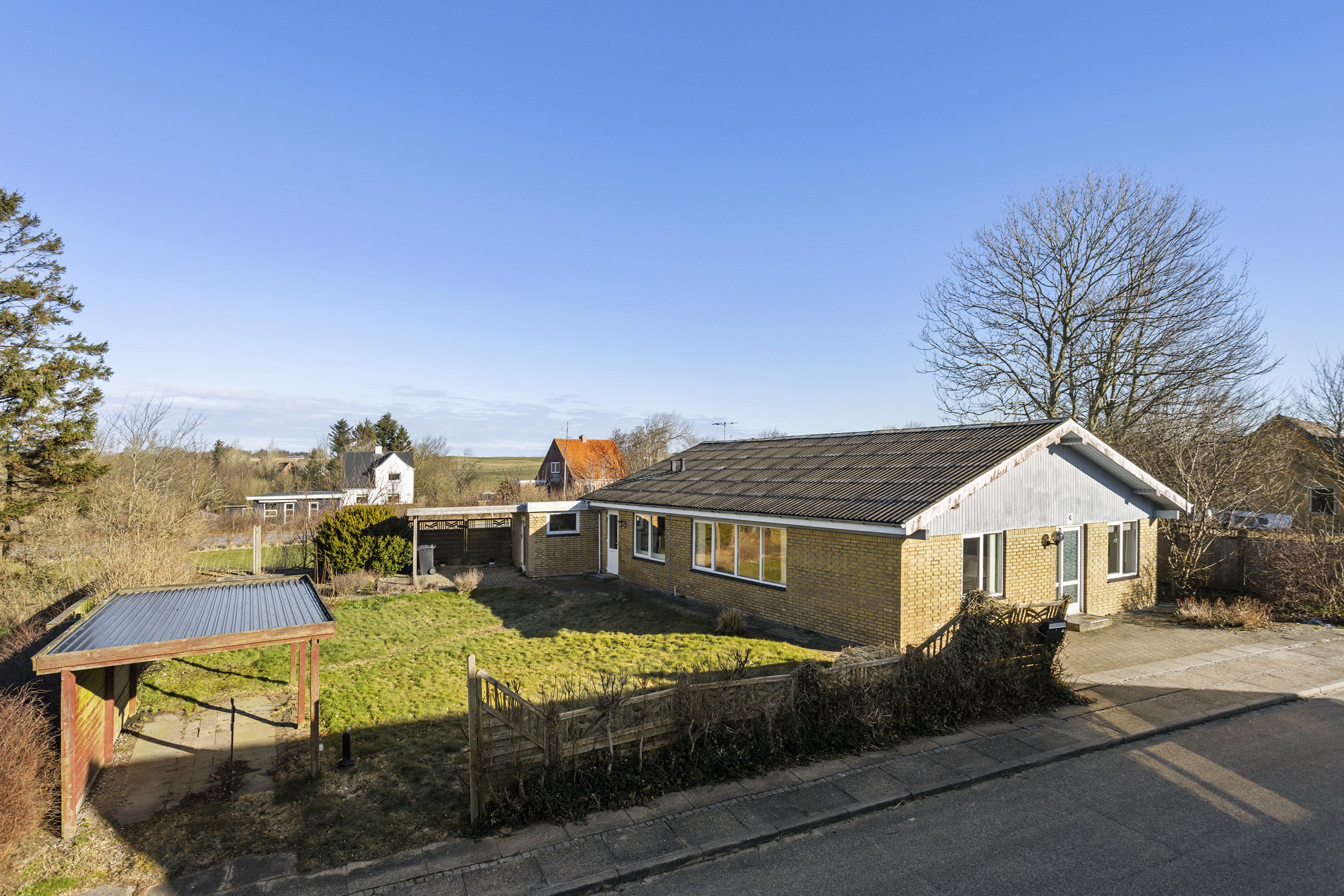 Fremhævet ejendommen billede i fuldskærmstilstand. Billede af Begonievej 4, 9750 Østervrå