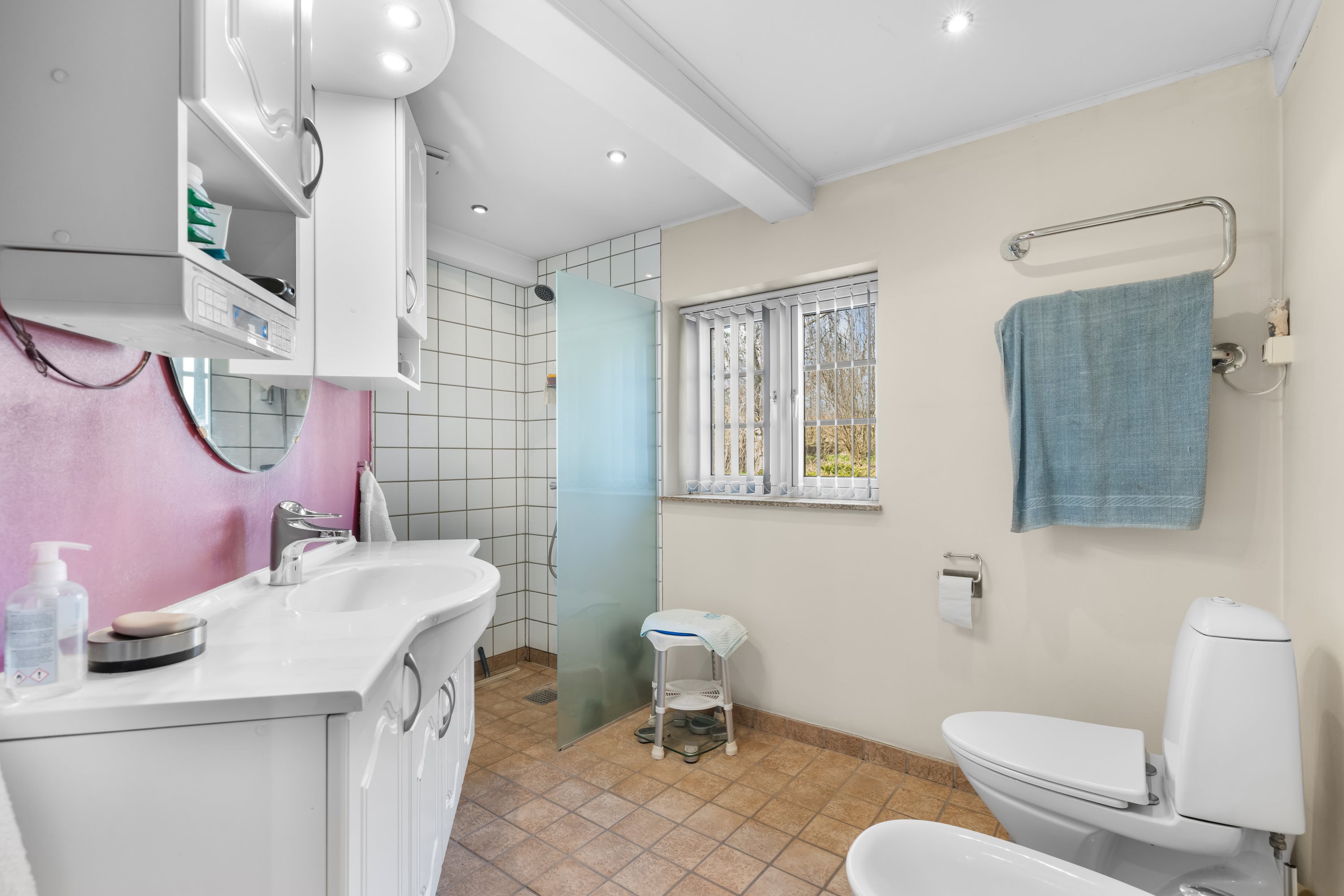 Fremhævet badeværelse billede i fuldskærmstilstand. Billede af Nyborgvej 20, 5600 Faaborg