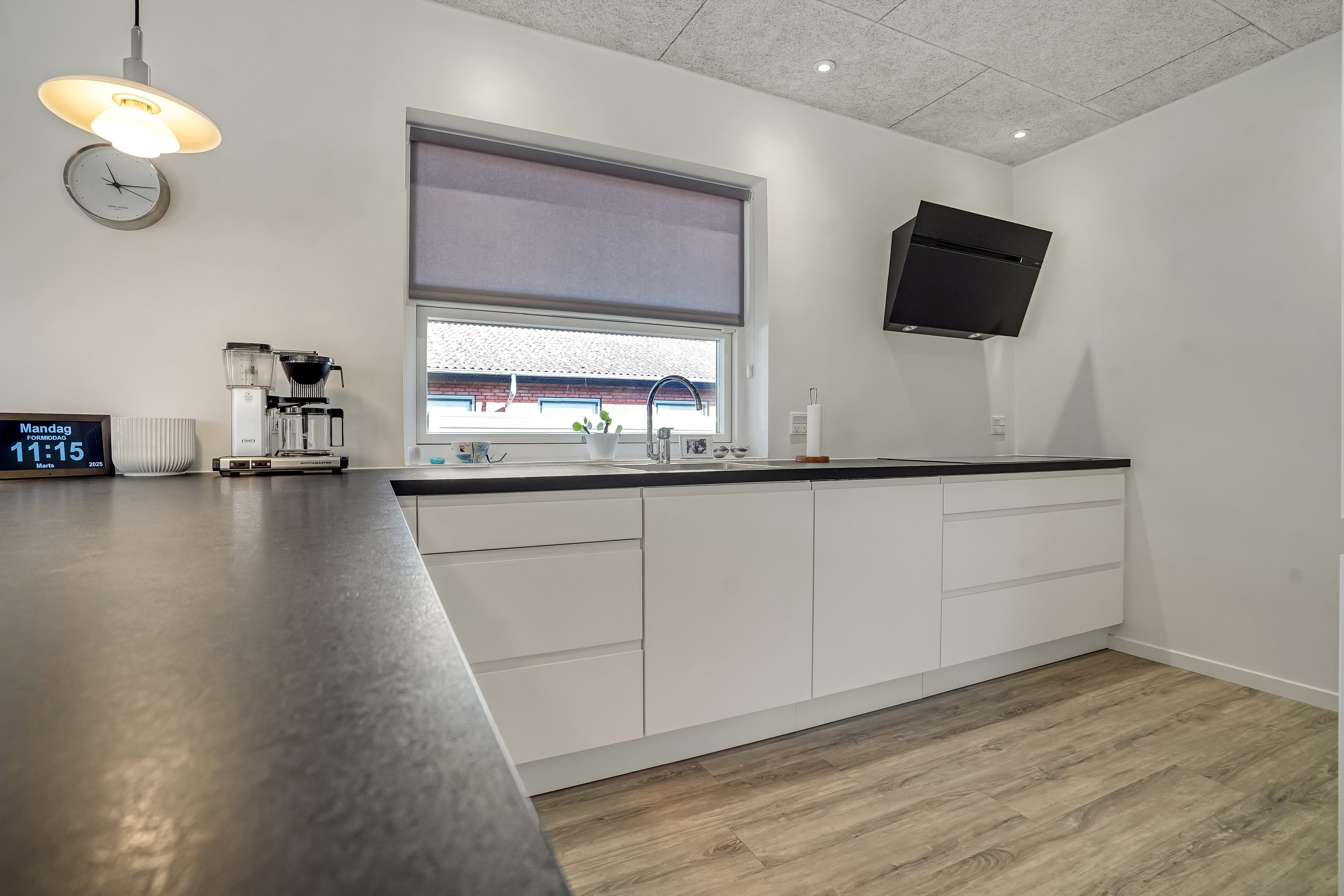 Fremhævet køkken billede i fuldskærmstilstand. Billede af Kærvangen 14, Skrillinge, 5500 Middelfart