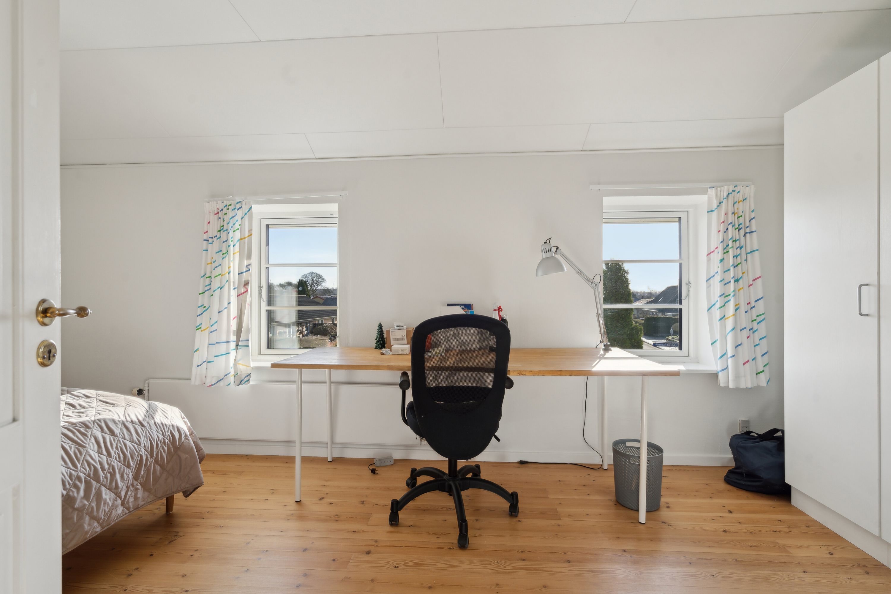 Fremhævet soveværelse billede i fuldskærmstilstand. Billede af Bjørnøvej 100, 5700 Svendborg