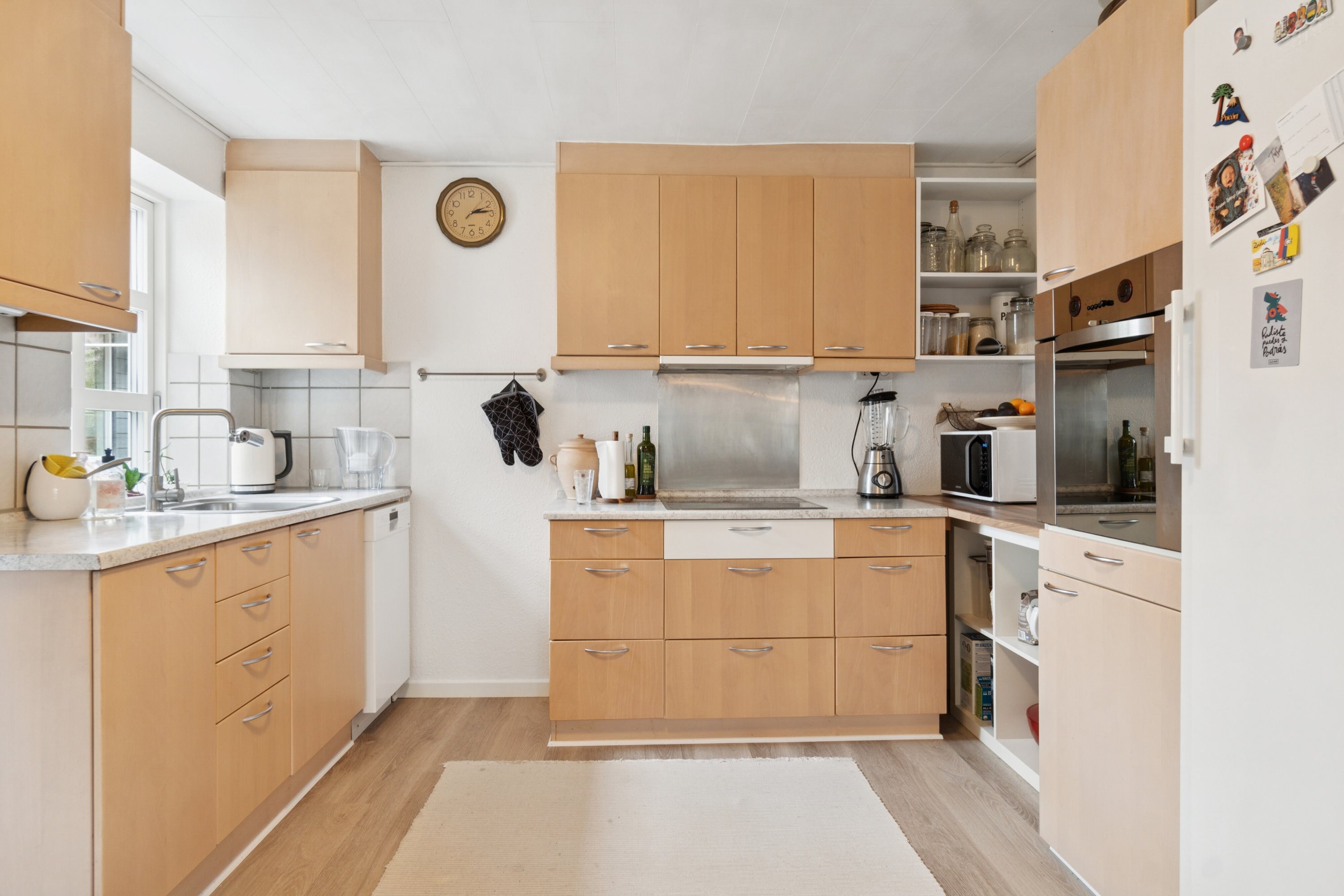 Fremhævet køkken billede i fuldskærmstilstand. Billede af Tåstrupvej 117, 8462 Harlev J