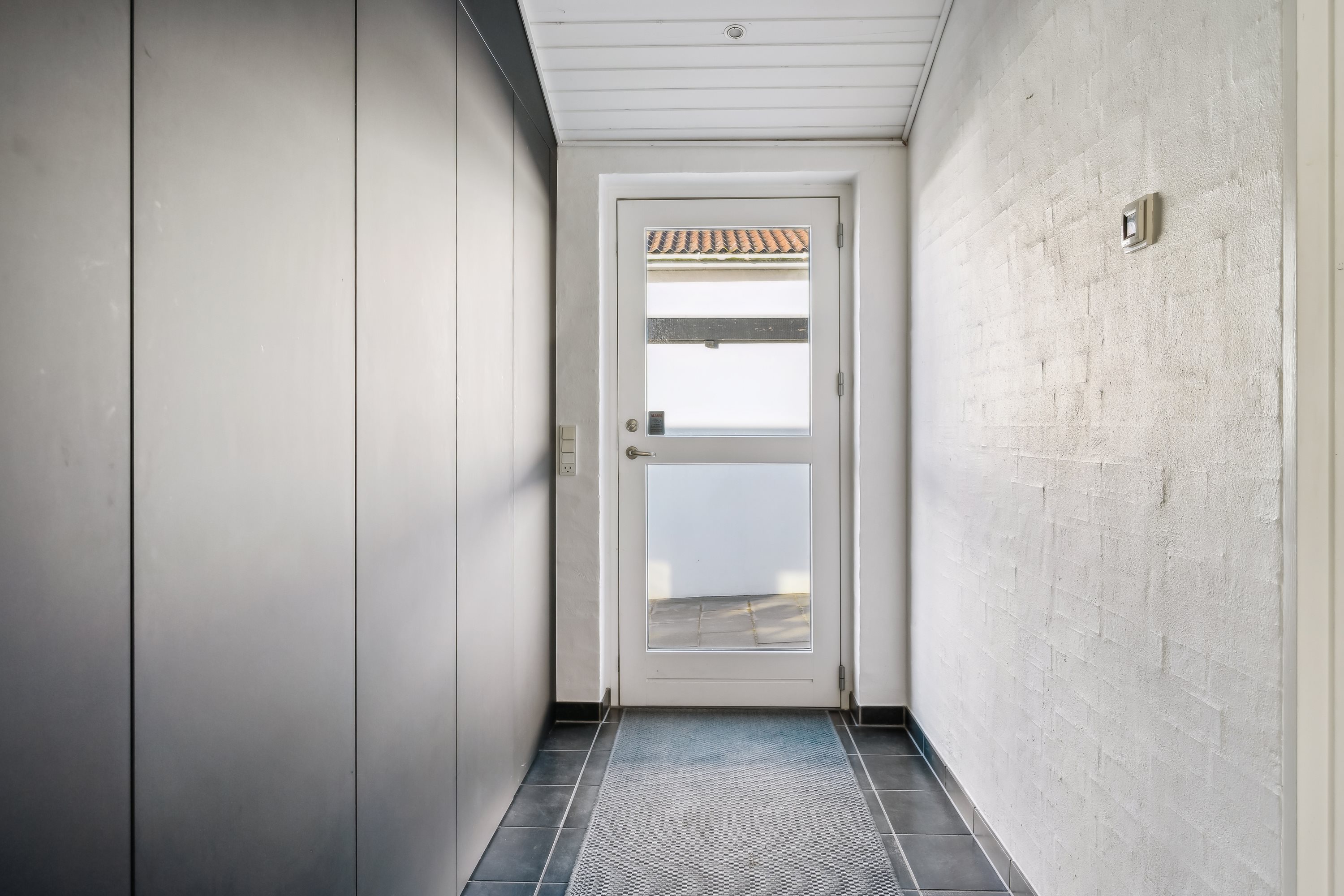 Fremhævet opgang billede i fuldskærmstilstand. Billede af Havbakkevej 73, 8250 Egå