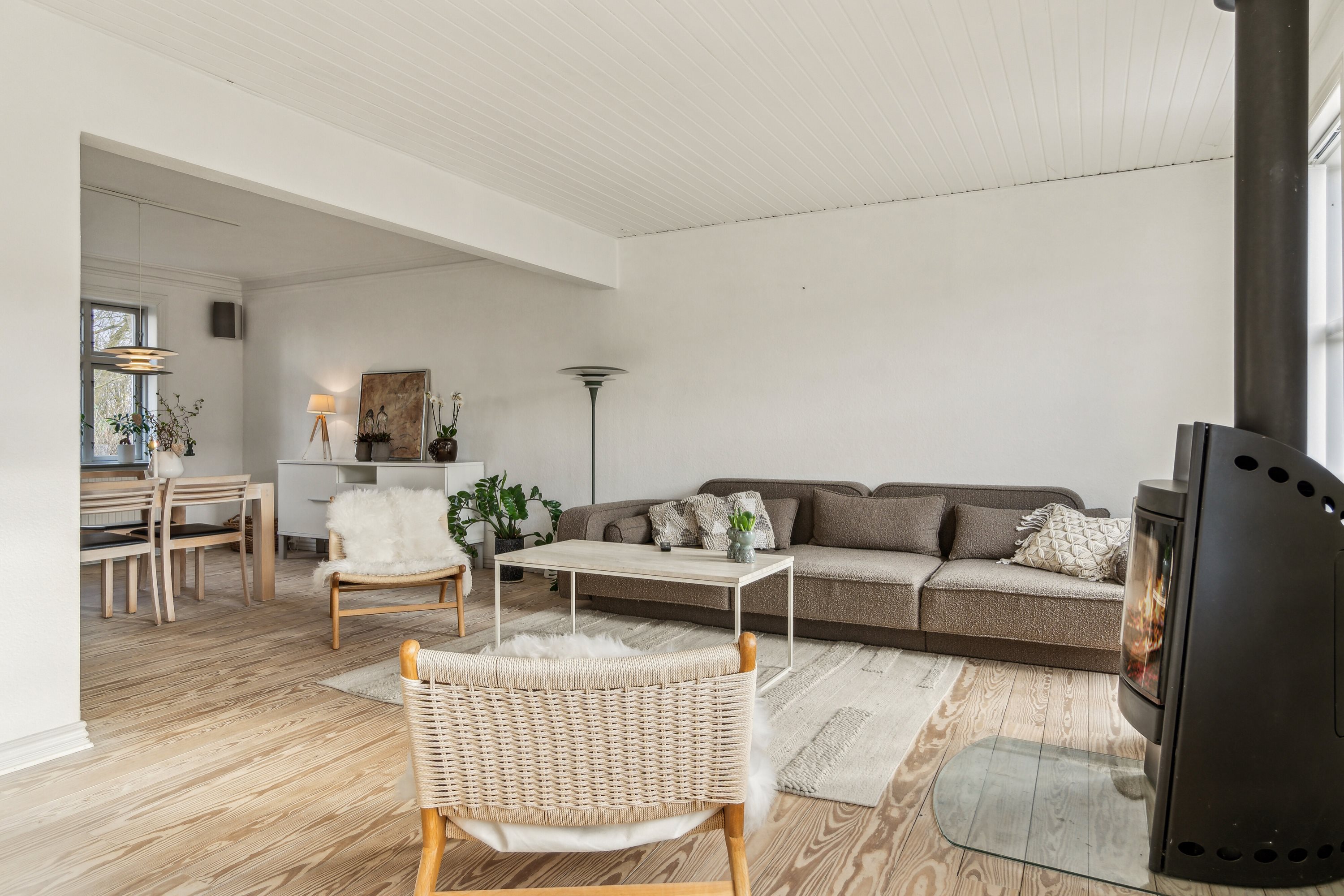 Fremhævet stue billede i fuldskærmstilstand. Billede af Åsvej 4, Silstrup, 7700 Thisted