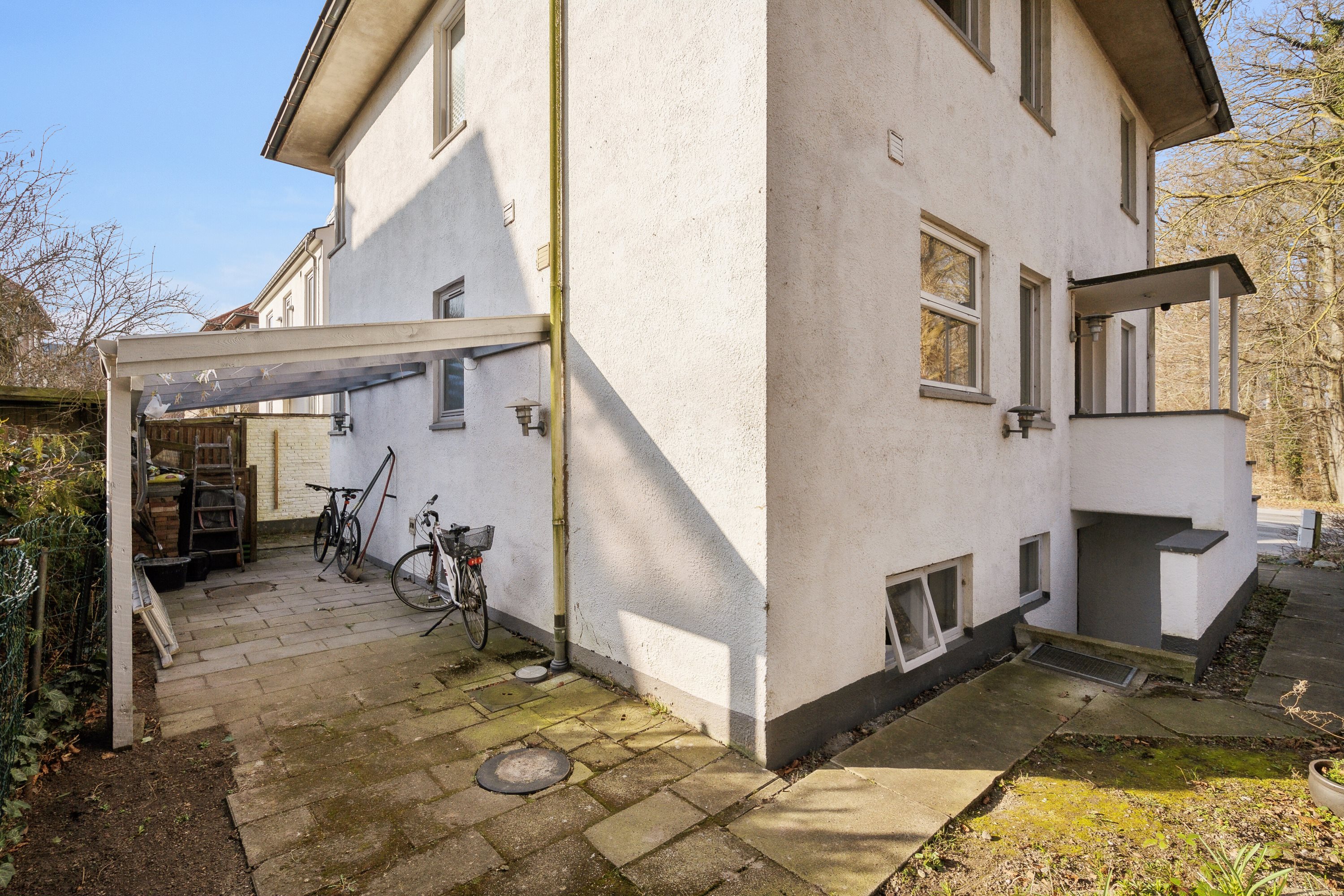 Fremhævet udendørs billede i fuldskærmstilstand. Billede af Åløkke Allé 51, st.., 5000 Odense C