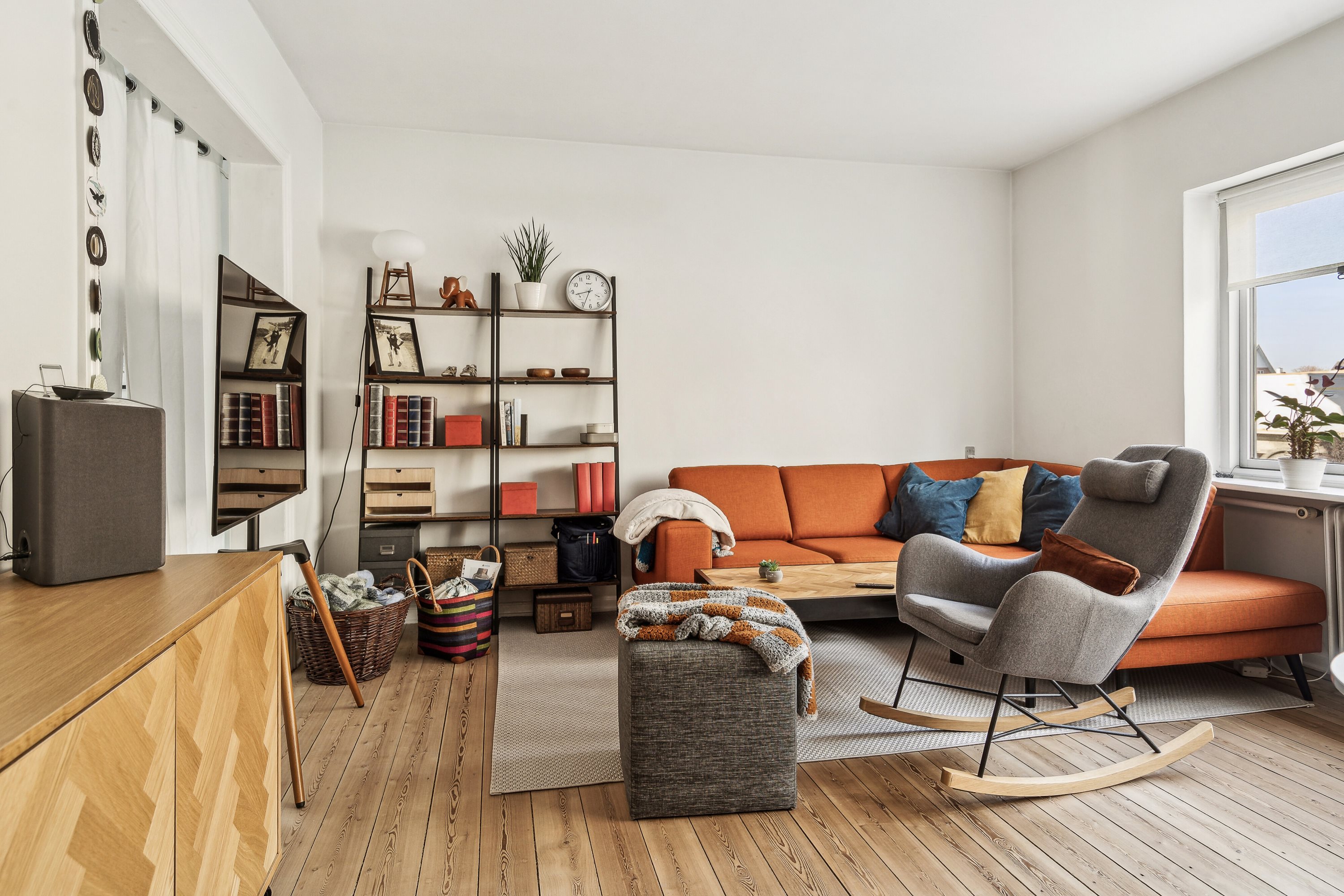 Fremhævet stue billede i fuldskærmstilstand. Billede af Åløkke Allé 51, st.., 5000 Odense C