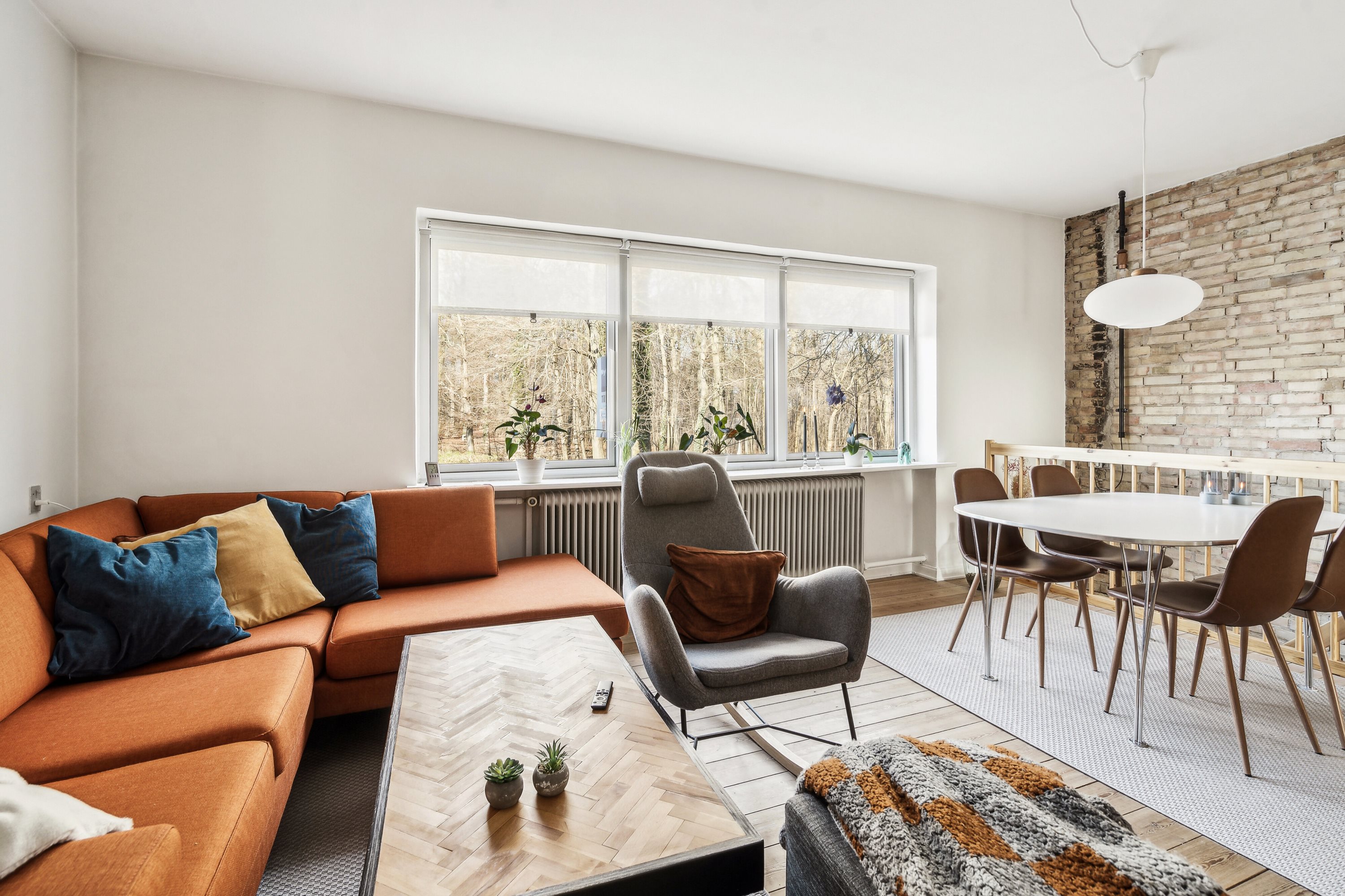 Fremhævet stue billede i fuldskærmstilstand. Billede af Åløkke Allé 51, st.., 5000 Odense C