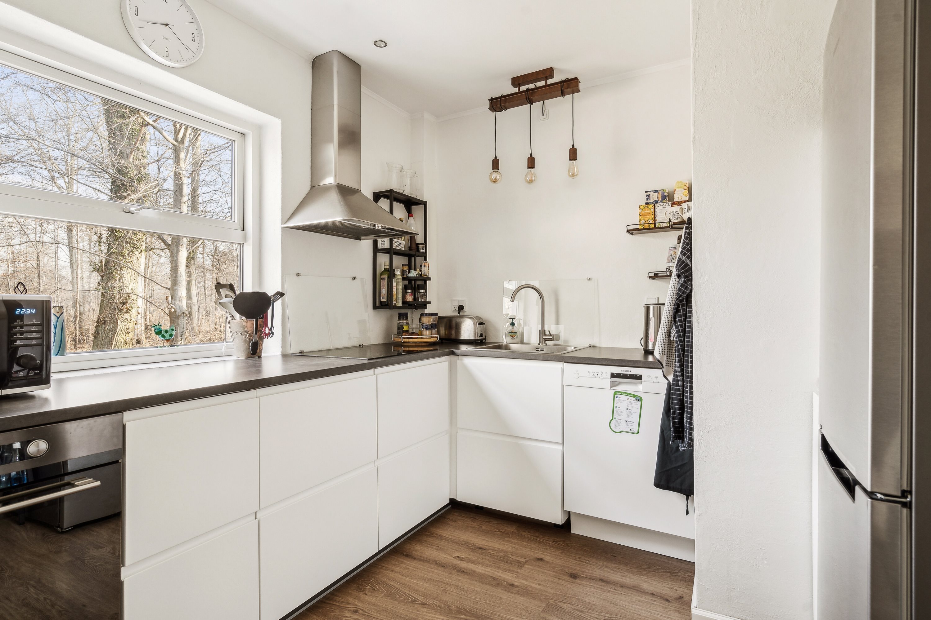 Fremhævet køkken billede i fuldskærmstilstand. Billede af Åløkke Allé 51, st.., 5000 Odense C