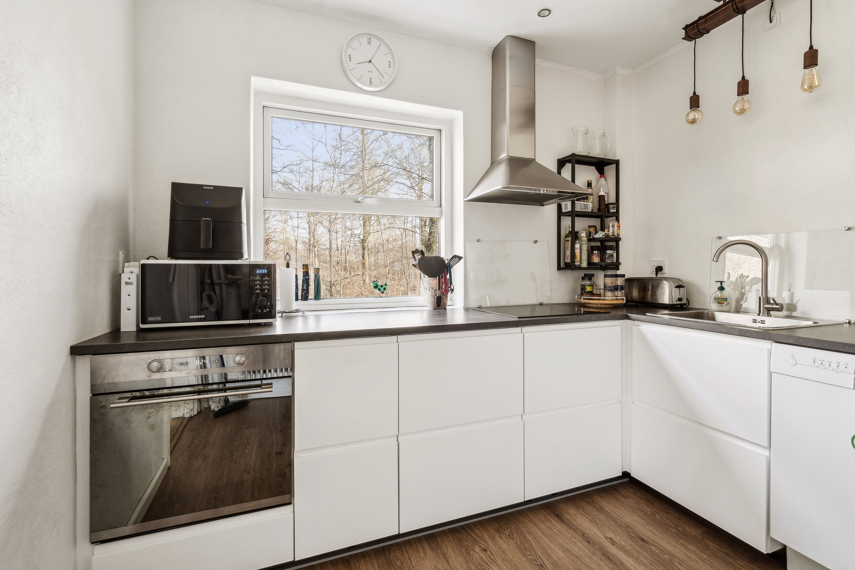 Fremhævet køkken billede i fuldskærmstilstand. Billede af Åløkke Allé 51, st.., 5000 Odense C