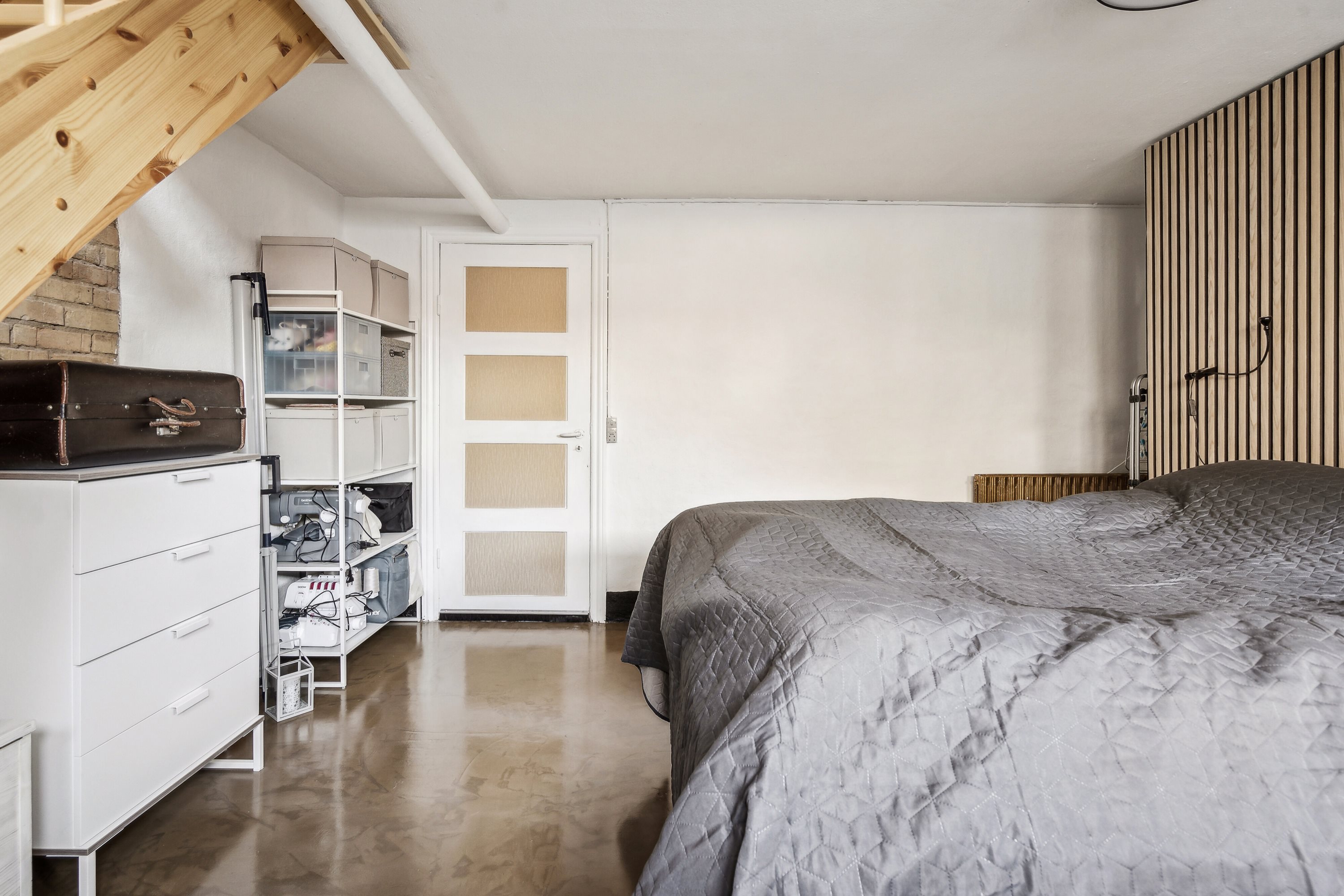 Fremhævet soveværelse billede i fuldskærmstilstand. Billede af Åløkke Allé 51, st.., 5000 Odense C