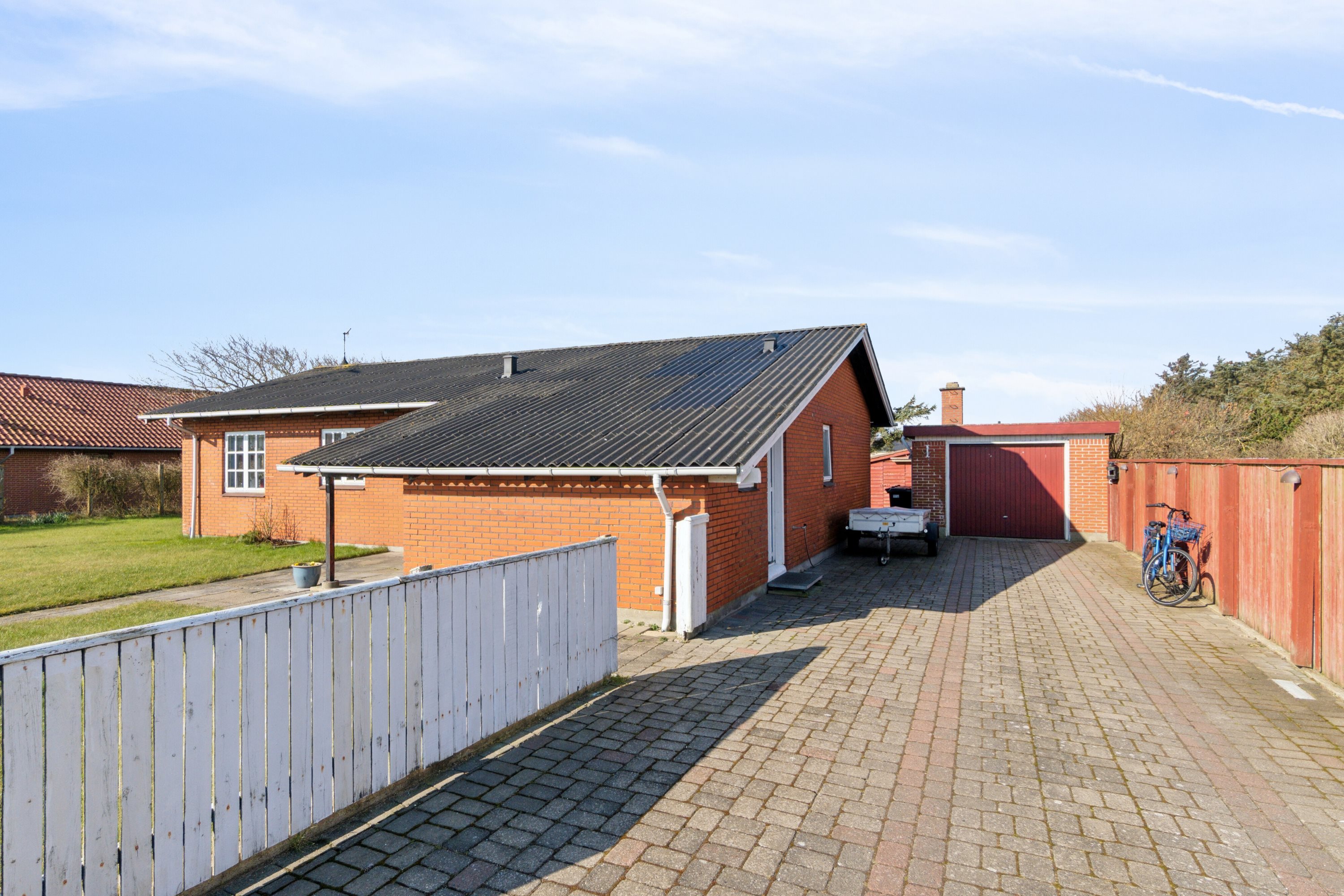 Fremhævet udendørs billede i fuldskærmstilstand. Billede af Svanholmvej 3, Agger, 7770 Vestervig