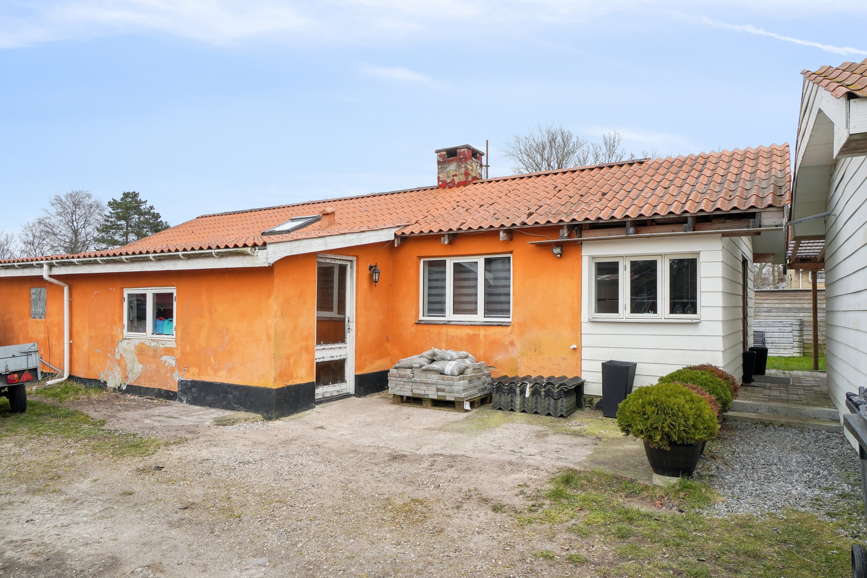 Fremhævet set fra vejen billede i fuldskærmstilstand. Billede af Trælastvej 10, Audebo, 4300 Holbæk