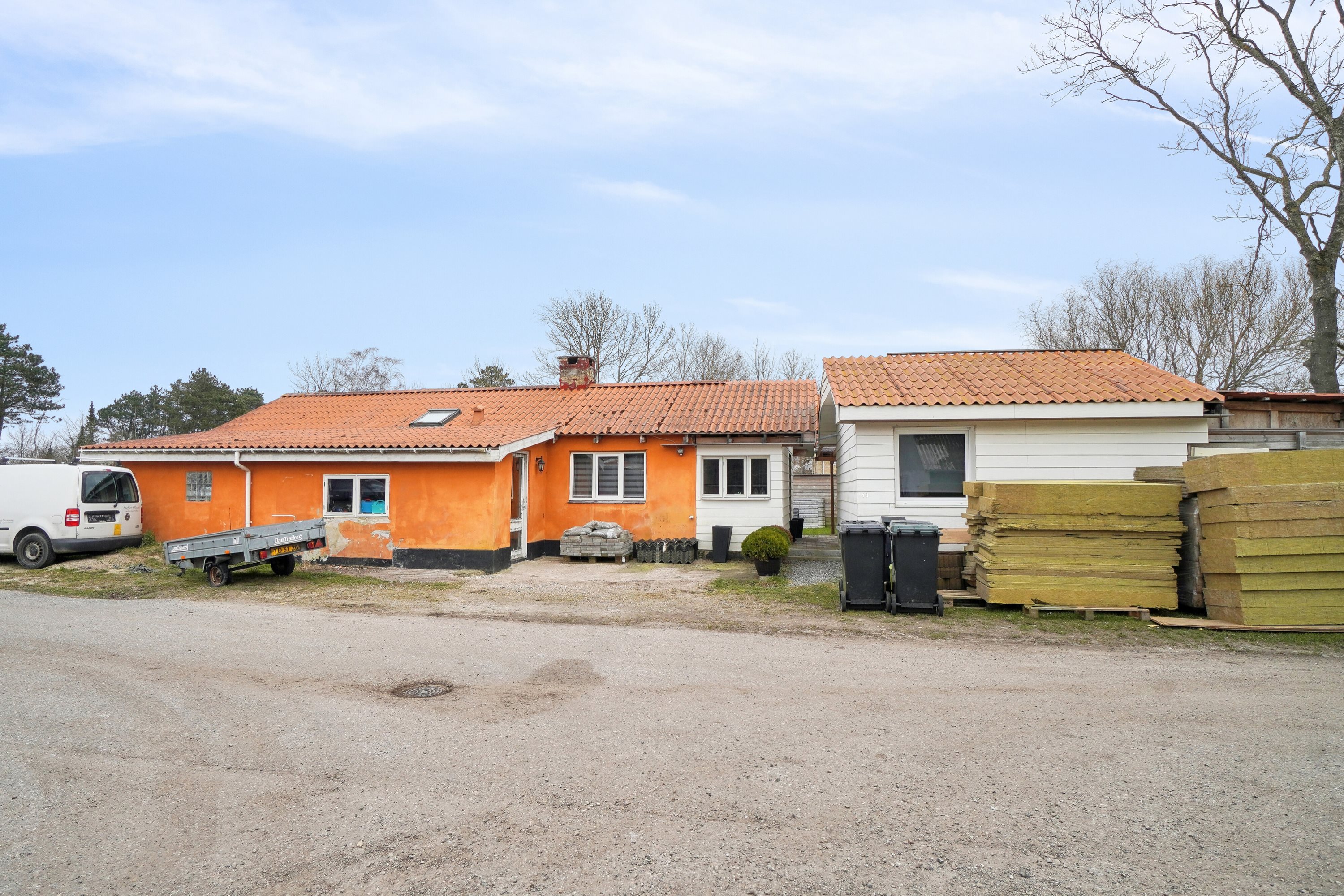 Fremhævet set fra vejen billede i fuldskærmstilstand. Billede af Trælastvej 10, Audebo, 4300 Holbæk