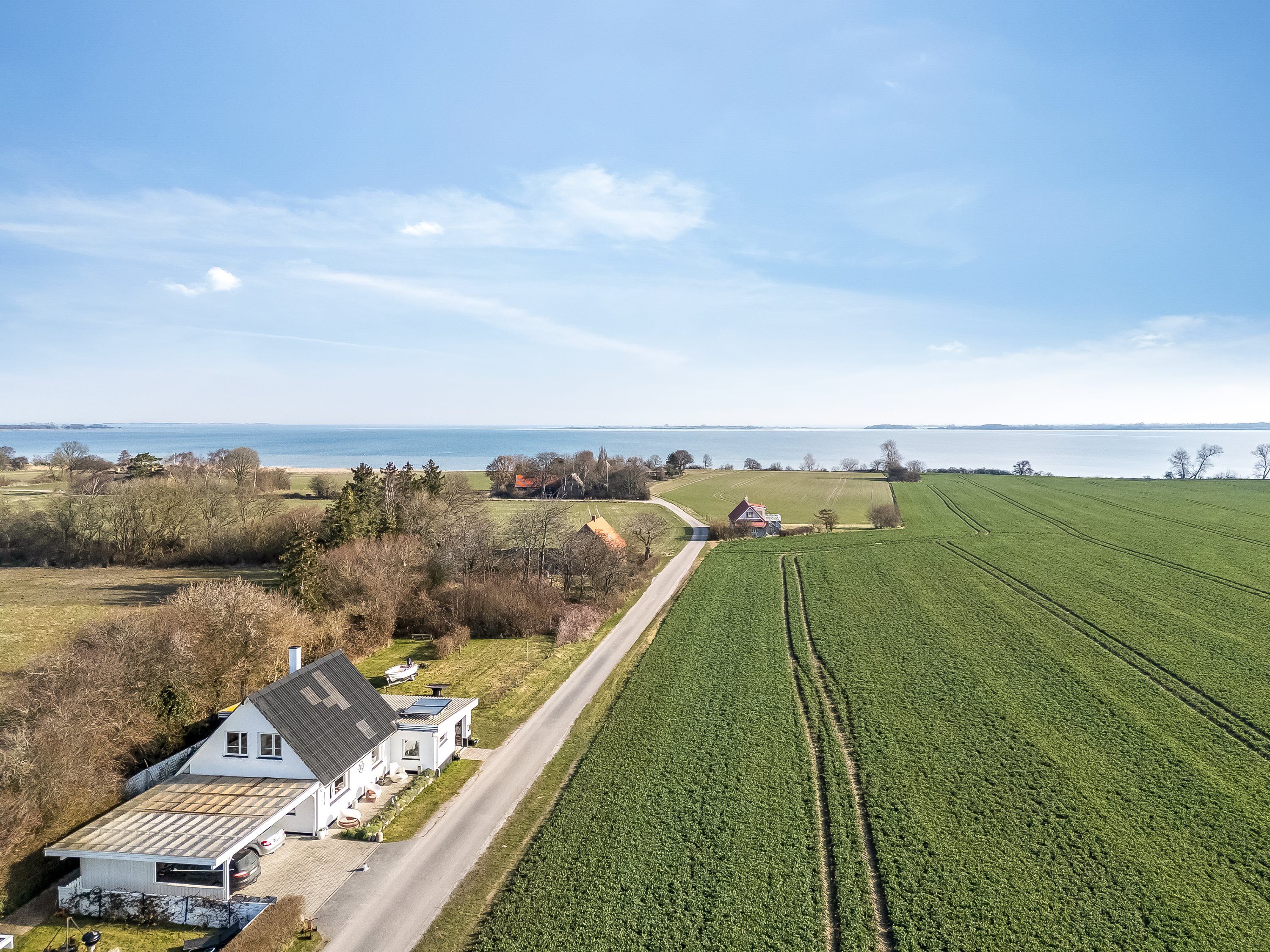 Fremhævet luftfoto billede i fuldskærmstilstand. Billede af Egholm Strandvej 13, 4913 Horslunde